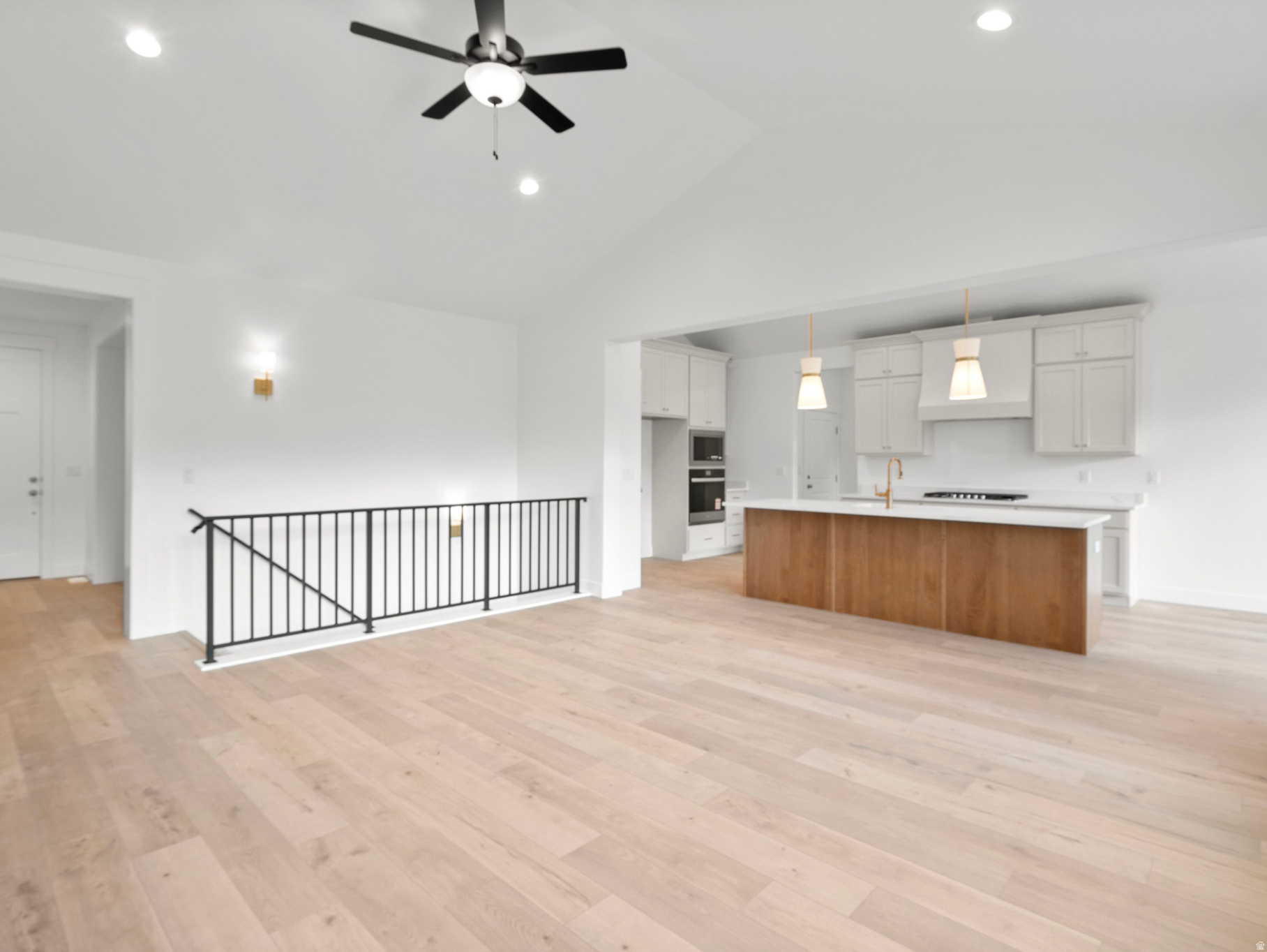 GARRETT'S PLACE - Residential