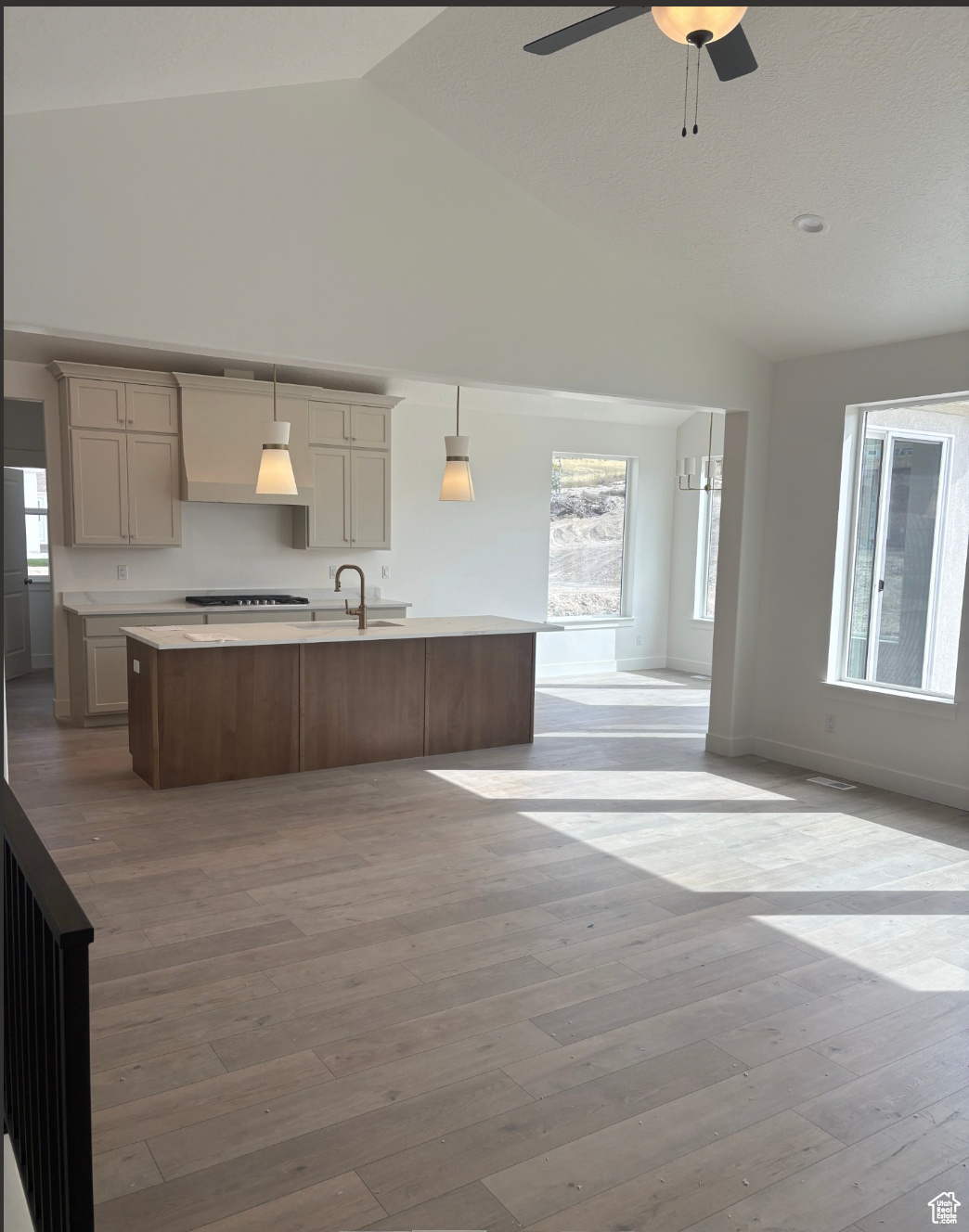 GARRETT'S PLACE - Residential