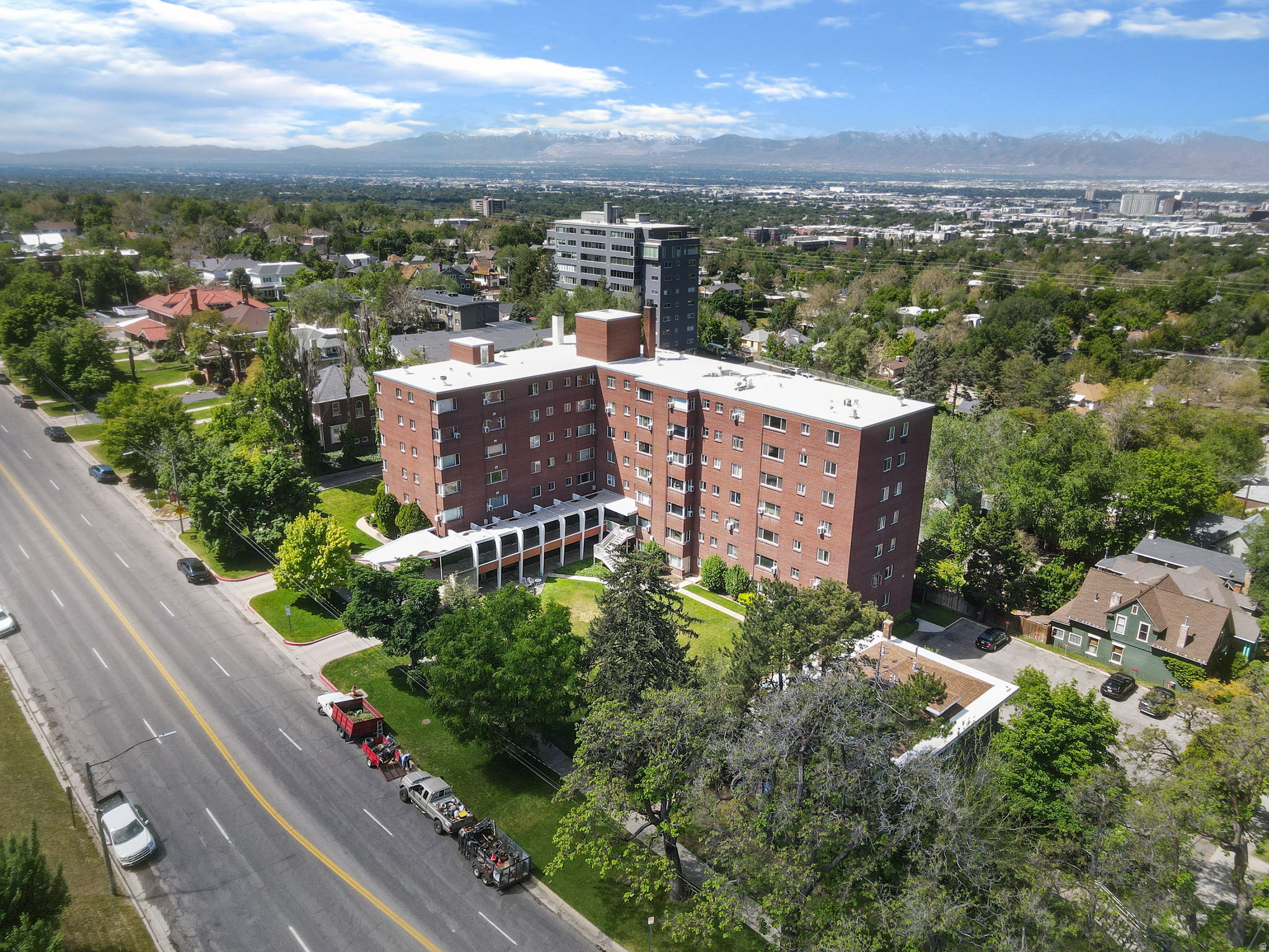 UNIVERSITY HEIGHTS - Residential