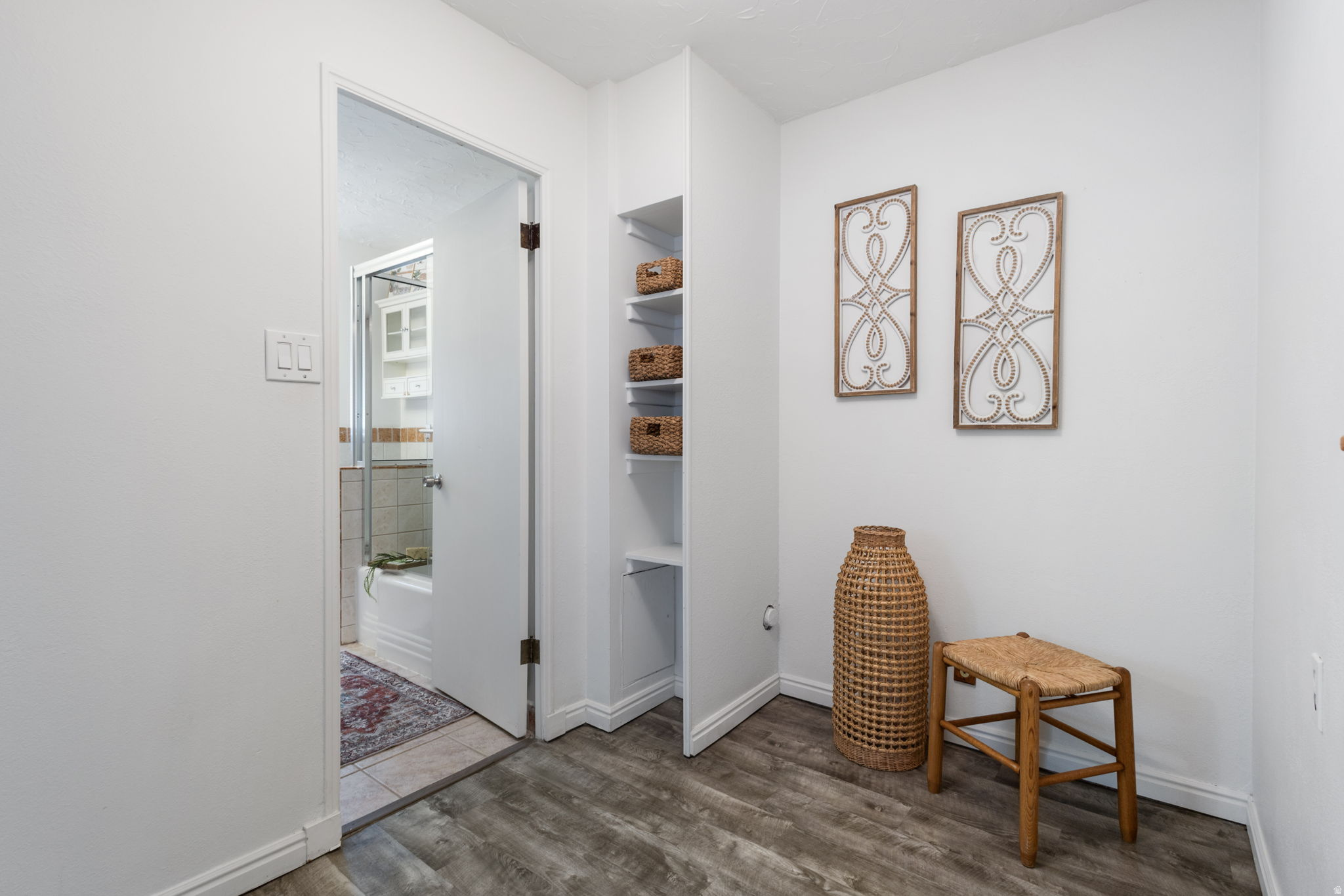 UNIVERSITY HEIGHTS - Residential