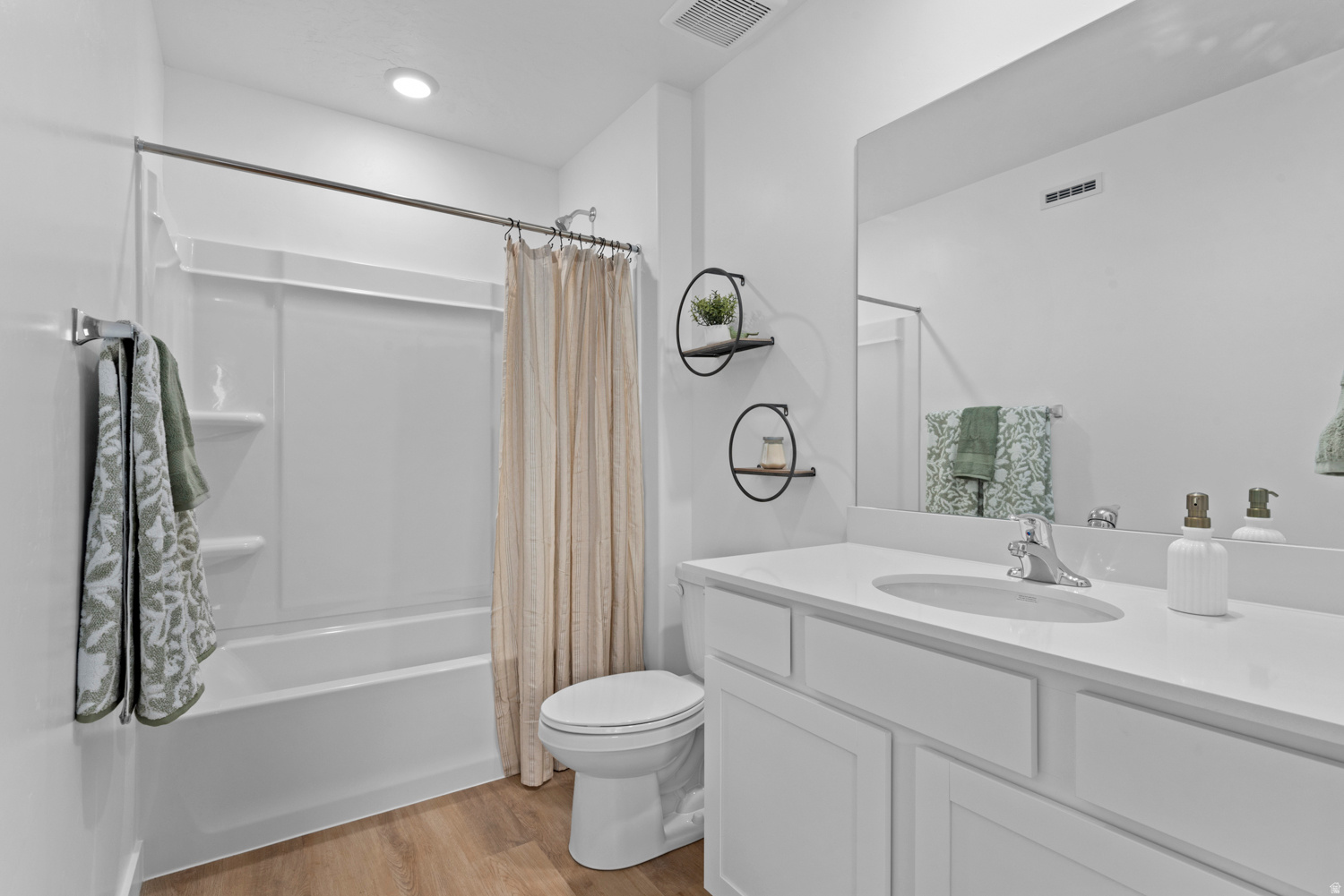 DIXON CREEK - Residential