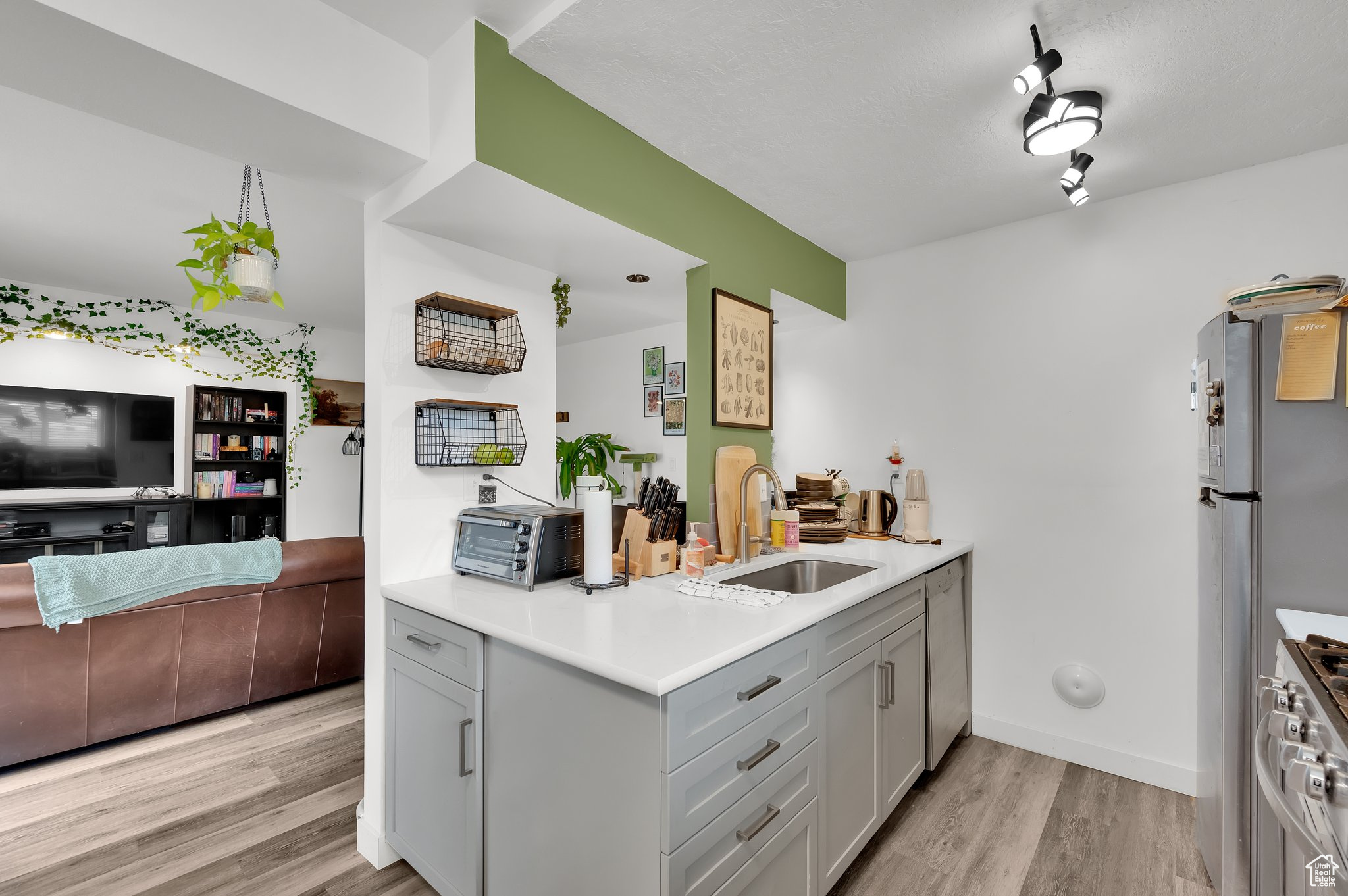5560 S Willow Ln #A, Salt Lake City, Utah image 7