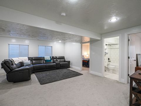 Tiny photo for 14328 S SUN BLOOM LN, Herriman, UT 84096 (MLS # 2121511)