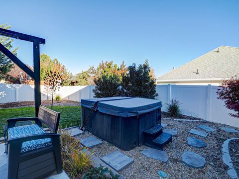Tiny photo for 14328 S SUN BLOOM LN, Herriman, UT 84096 (MLS # 2121511)