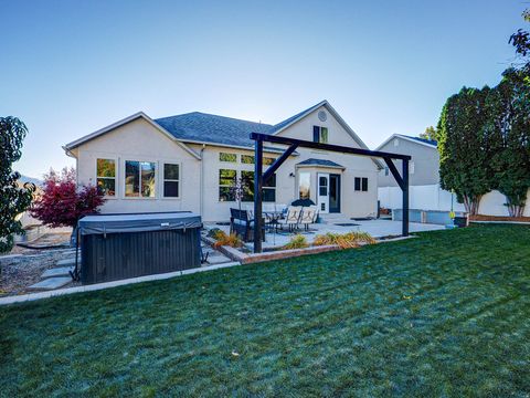 Tiny photo for 14328 S SUN BLOOM LN, Herriman, UT 84096 (MLS # 2121511)