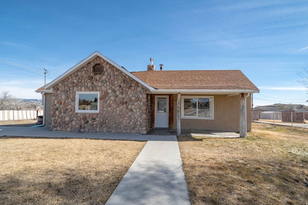 Photo of 785 S FAIRGROUNDS RD, Price, UT 84501 (MLS # 2139005)