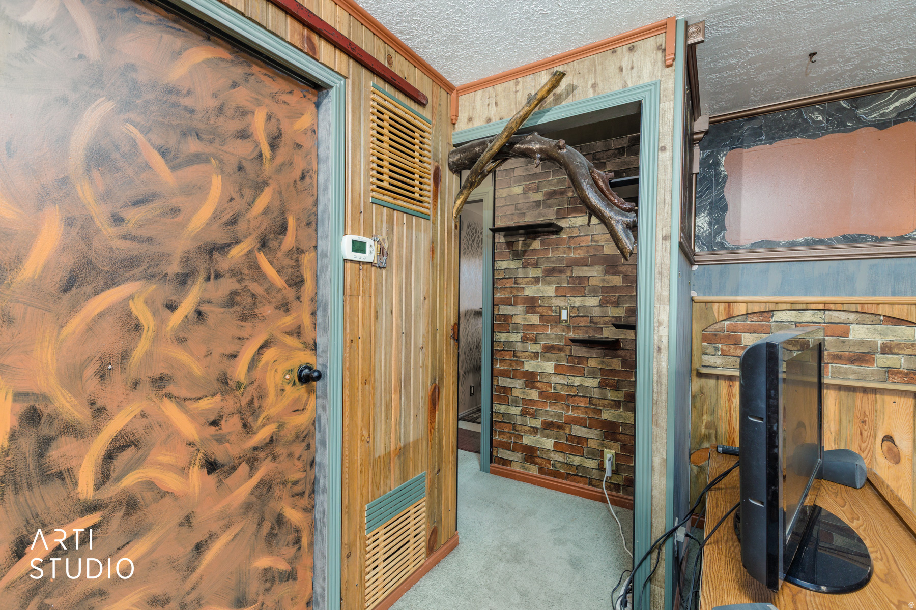 EYRIE MEADOW - Residential