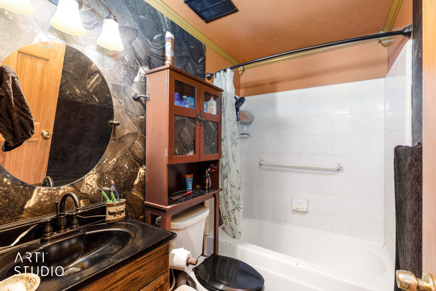 EYRIE MEADOW - Residential