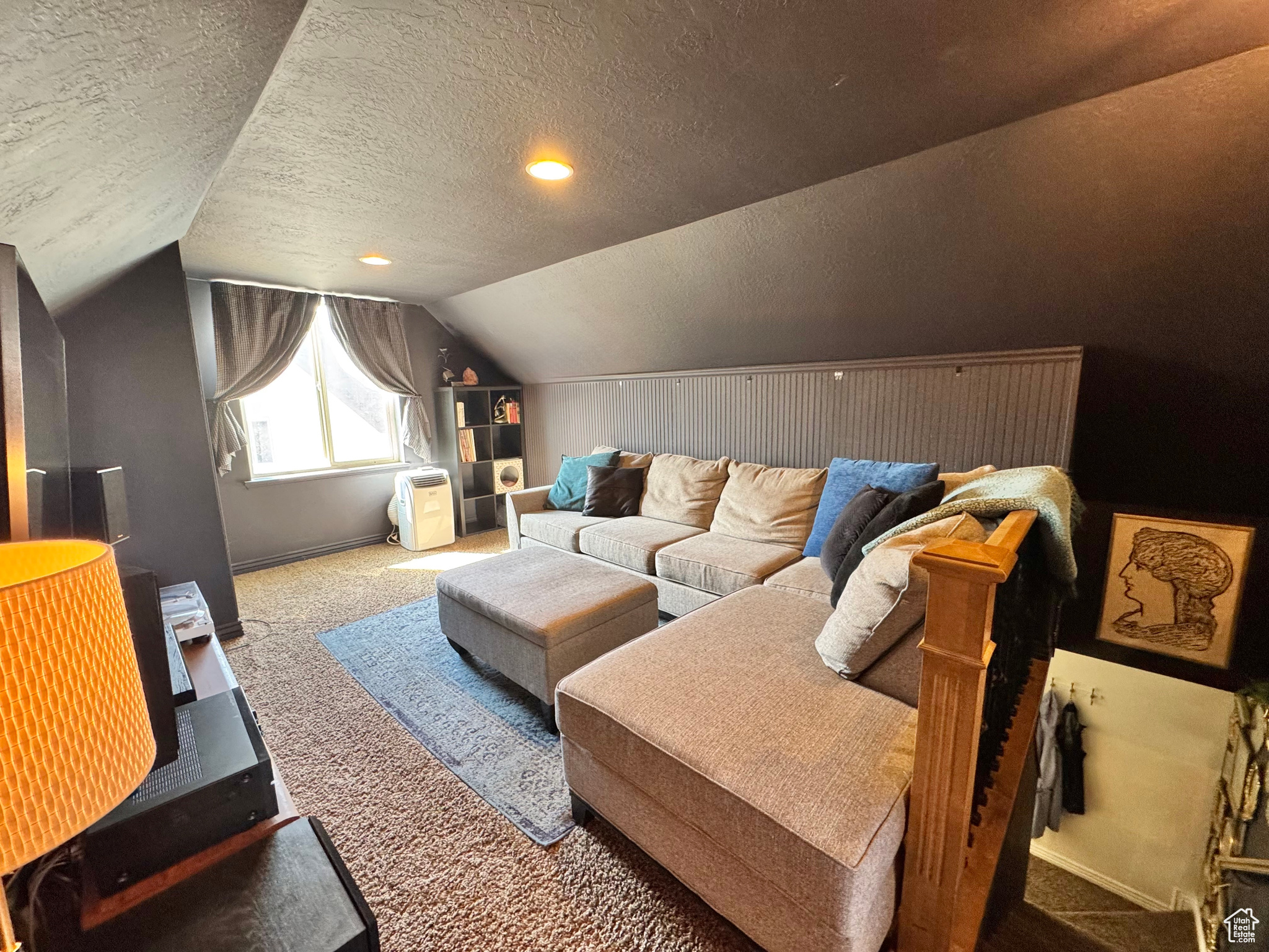 WILLOW CREEK HEIGHTS - Residential