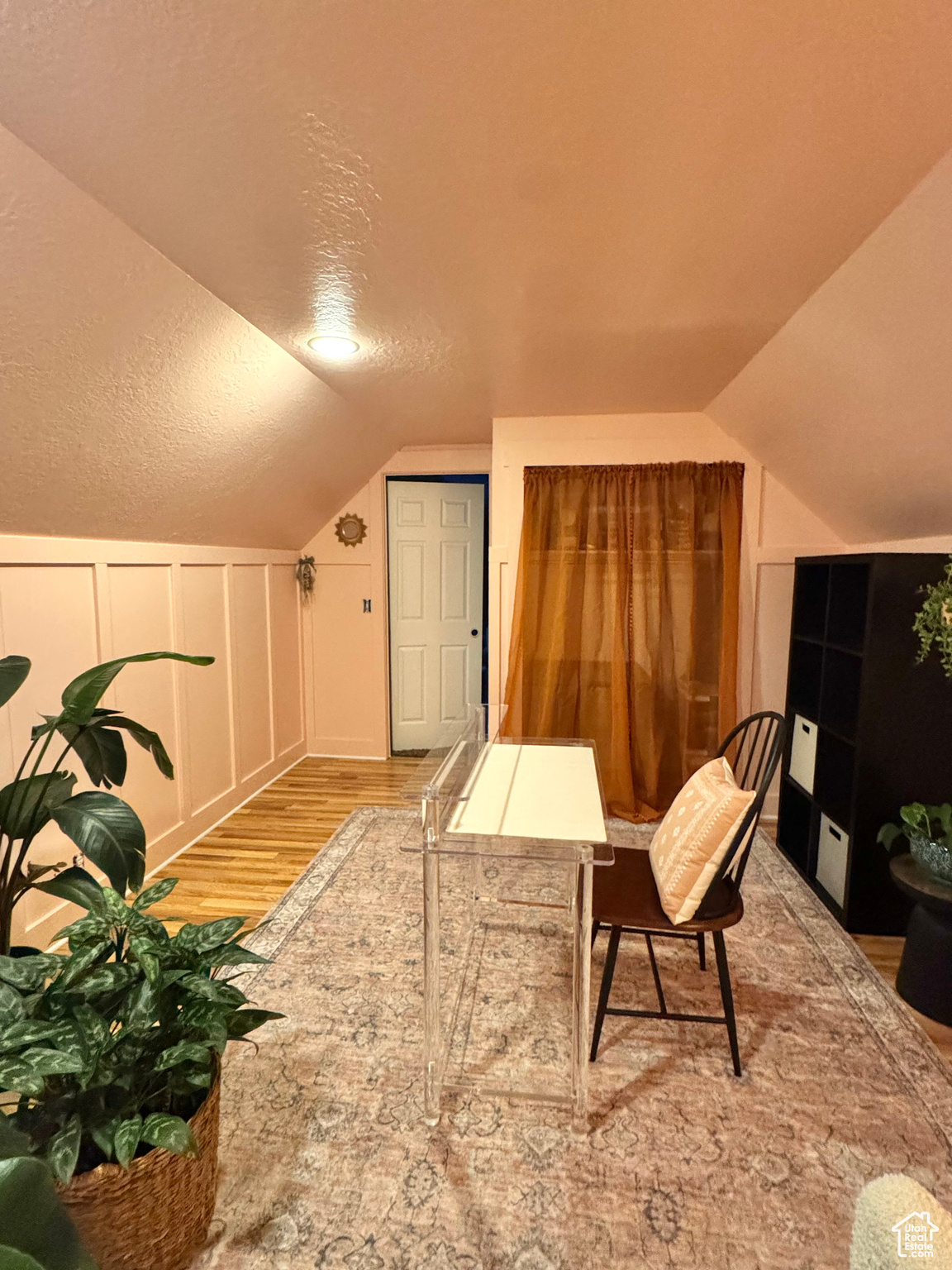 WILLOW CREEK HEIGHTS - Residential