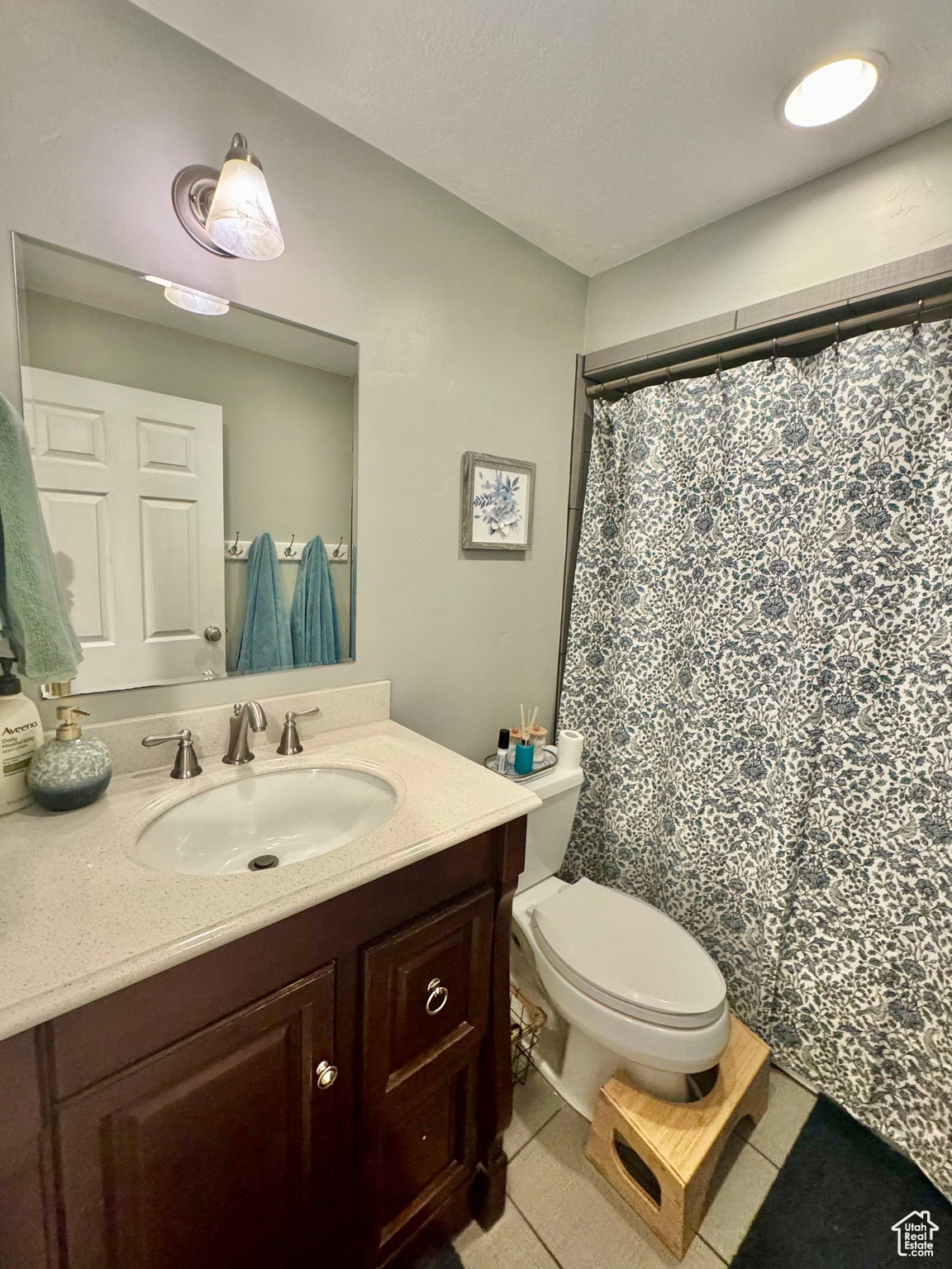 WILLOW CREEK HEIGHTS - Residential