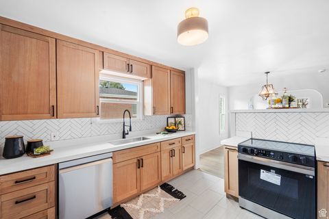 Tiny photo for 2607 S 700 E, Salt Lake City, UT 84106 (MLS # 2130339)