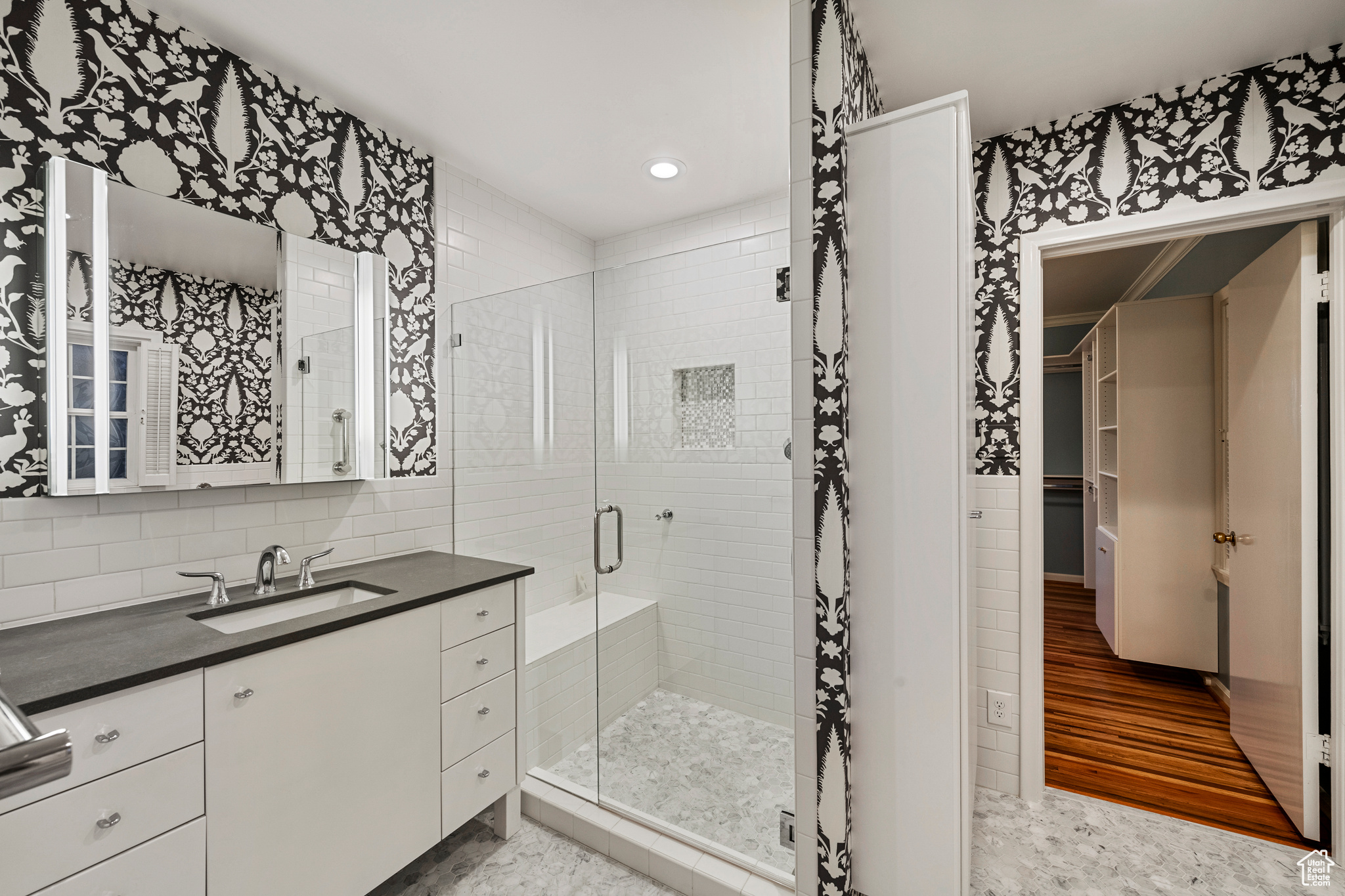 MAYWOOD SUB - Residential