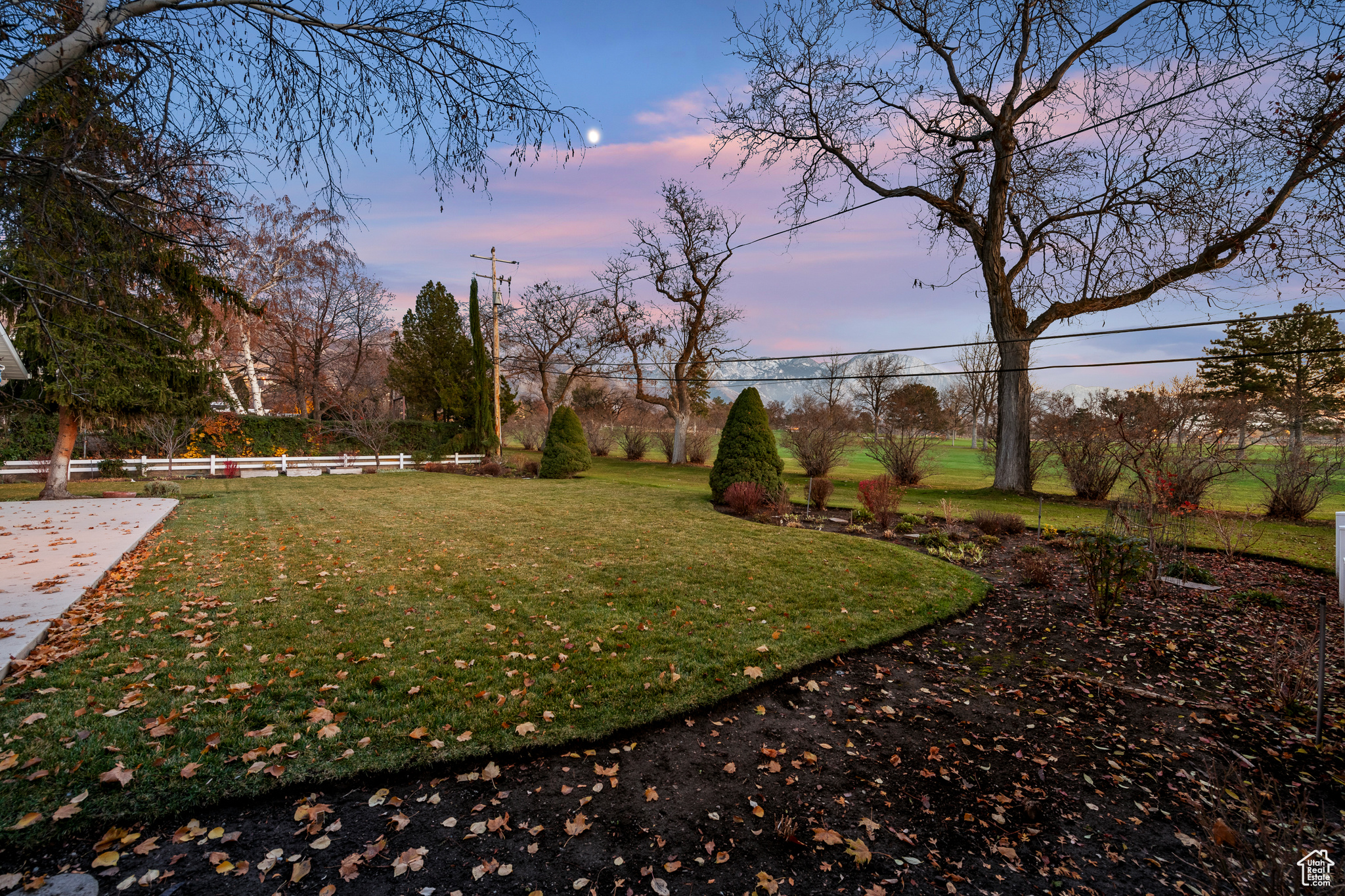 MAYWOOD SUB - Residential