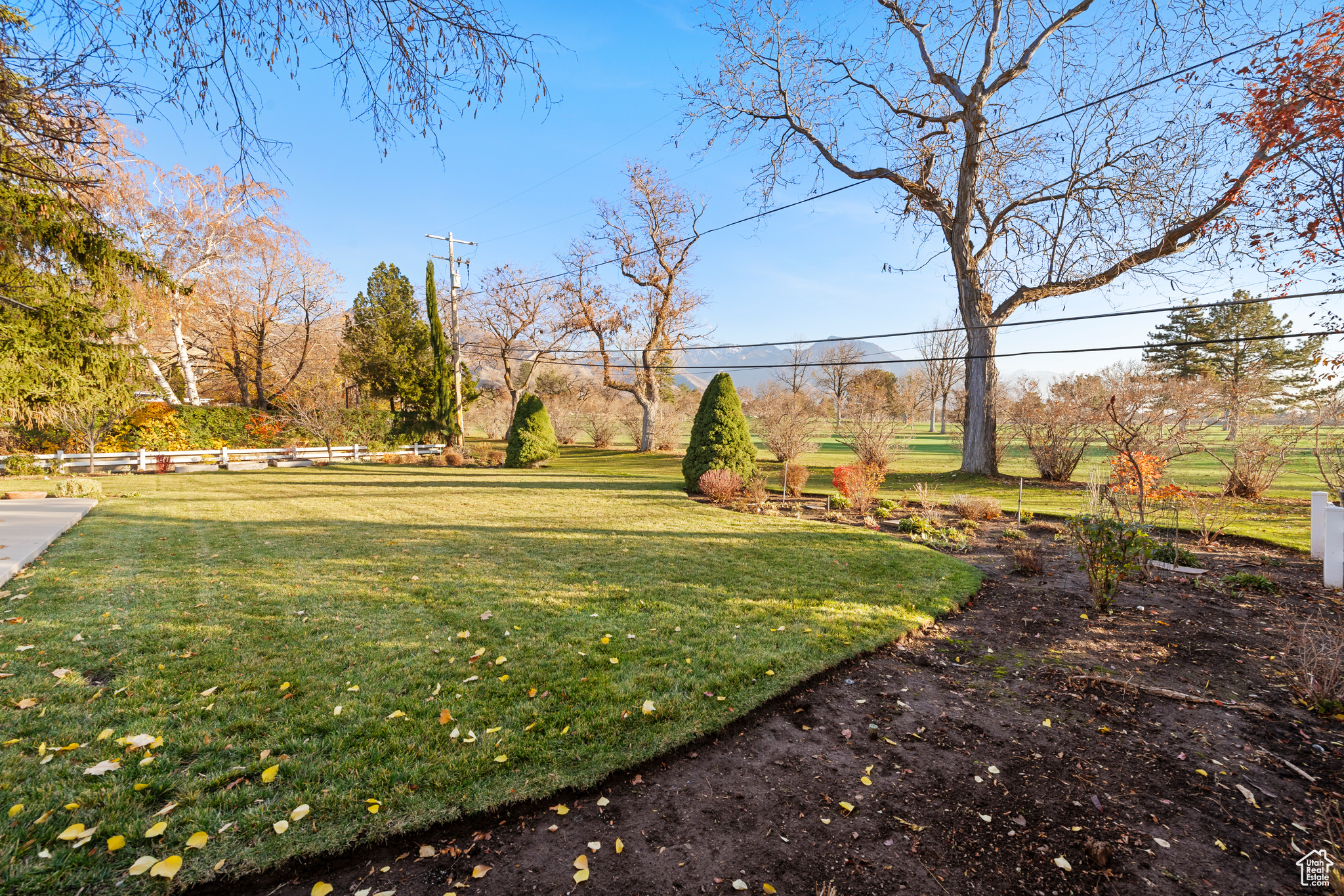 MAYWOOD SUB - Residential