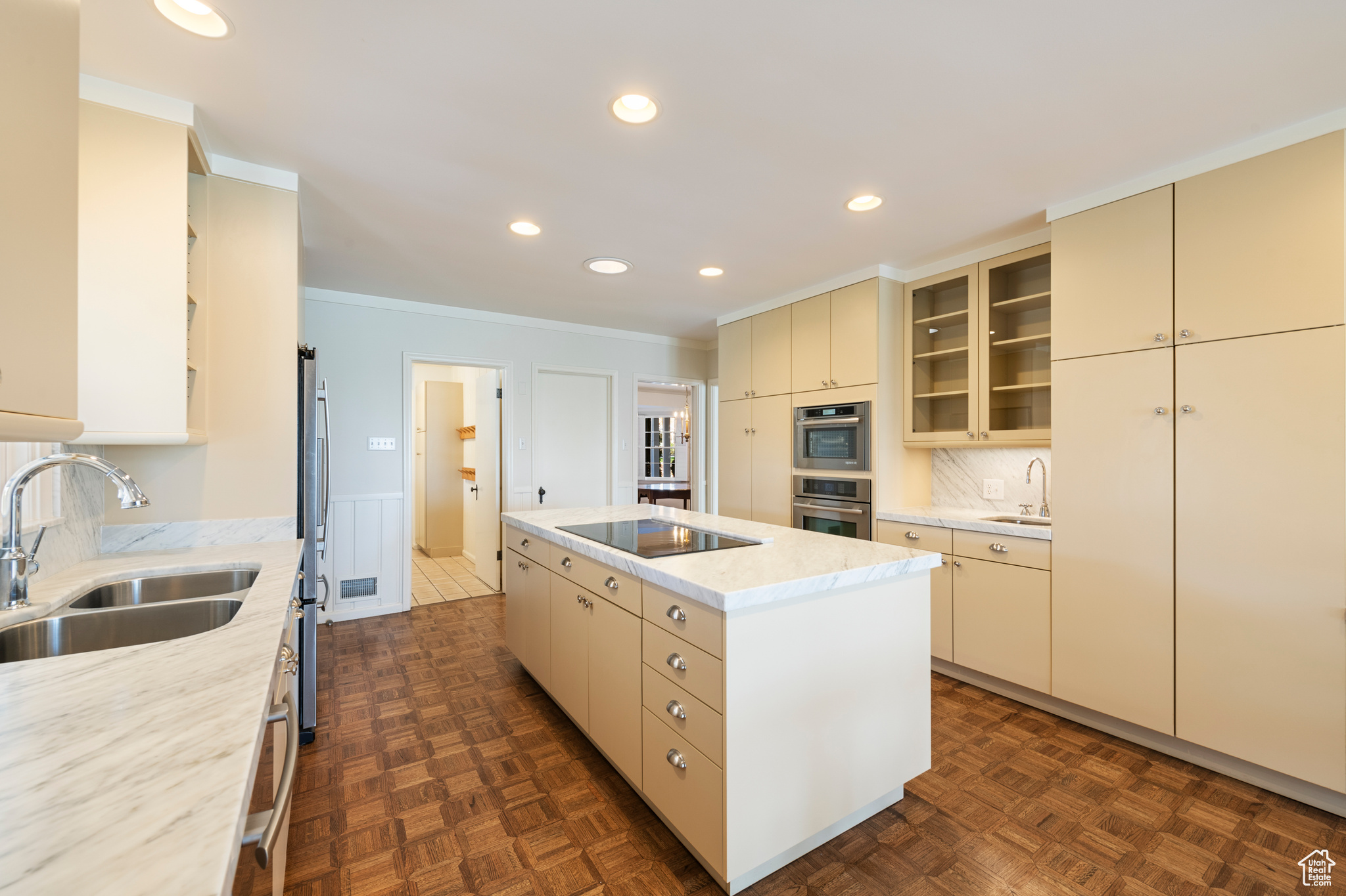 MAYWOOD SUB - Residential