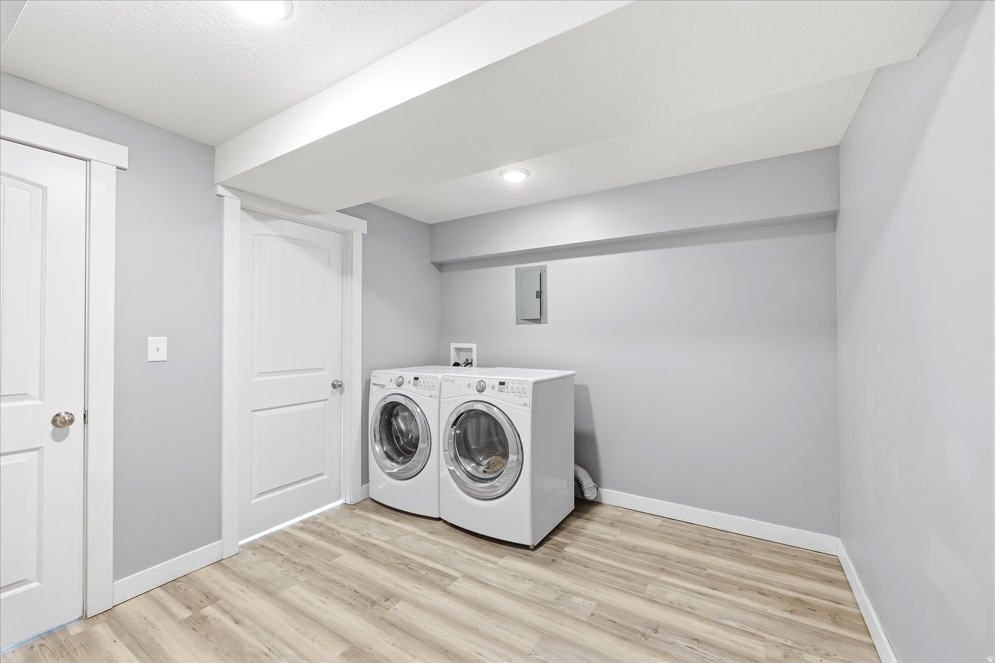 MOARK ESTATES - Residential