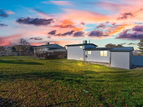 Tiny photo for 6935 BONNIE ARLENE DR, West Valley City, UT 84128 (MLS # 2125712)