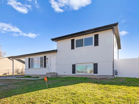 Tiny photo for 6935 BONNIE ARLENE DR, West Valley City, UT 84128 (MLS # 2125712)
