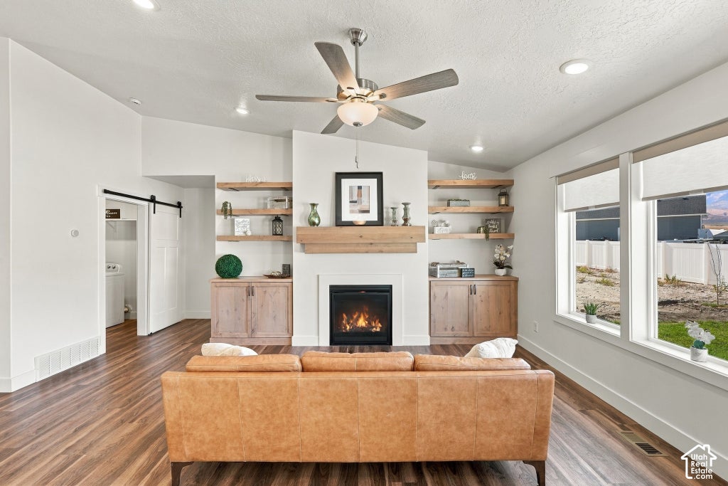 Photo of 694 W JEDEDIAH WAY S, Grantsville, UT 84029 (MLS # 2189244)