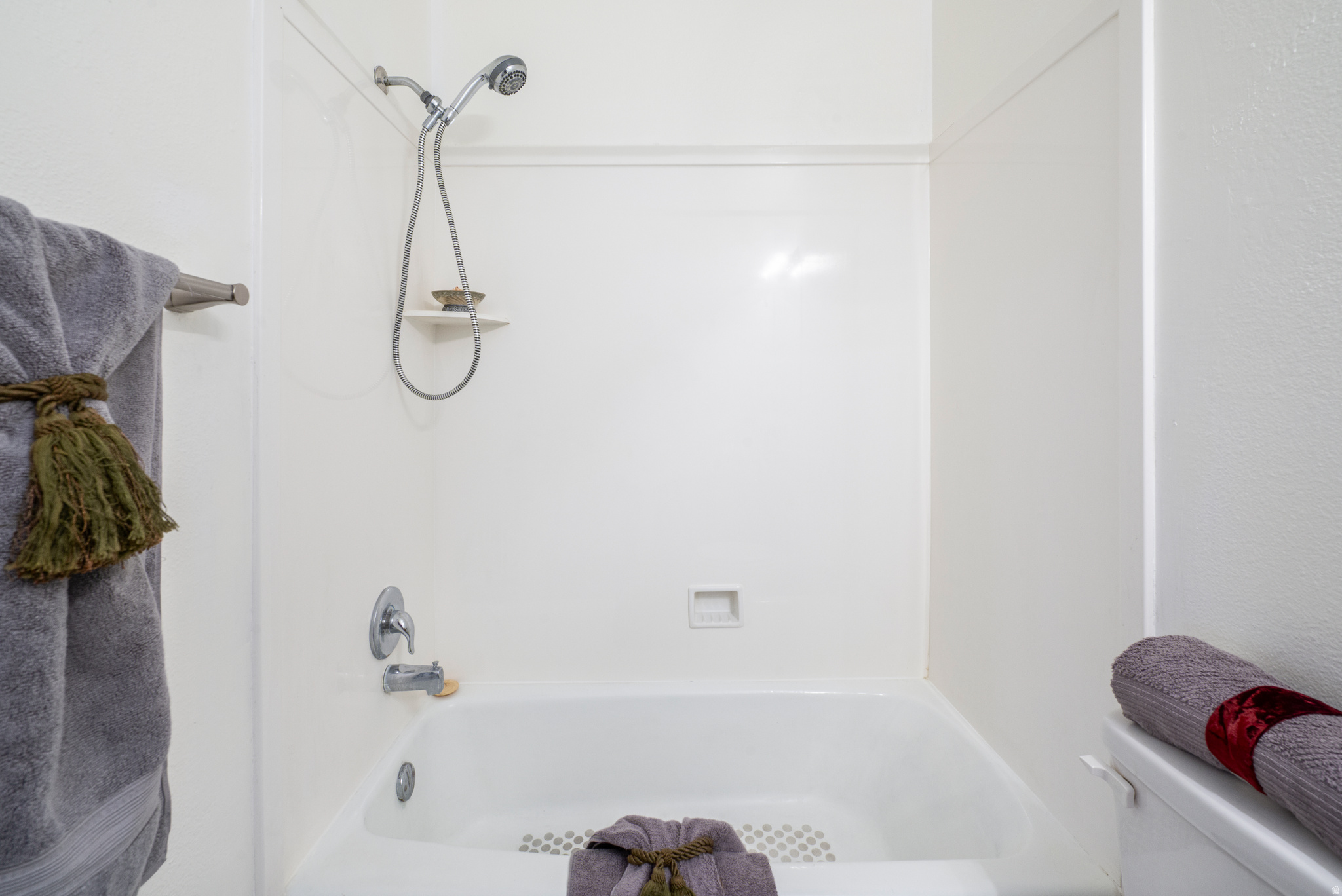 HECTOR PARK - Residential Income