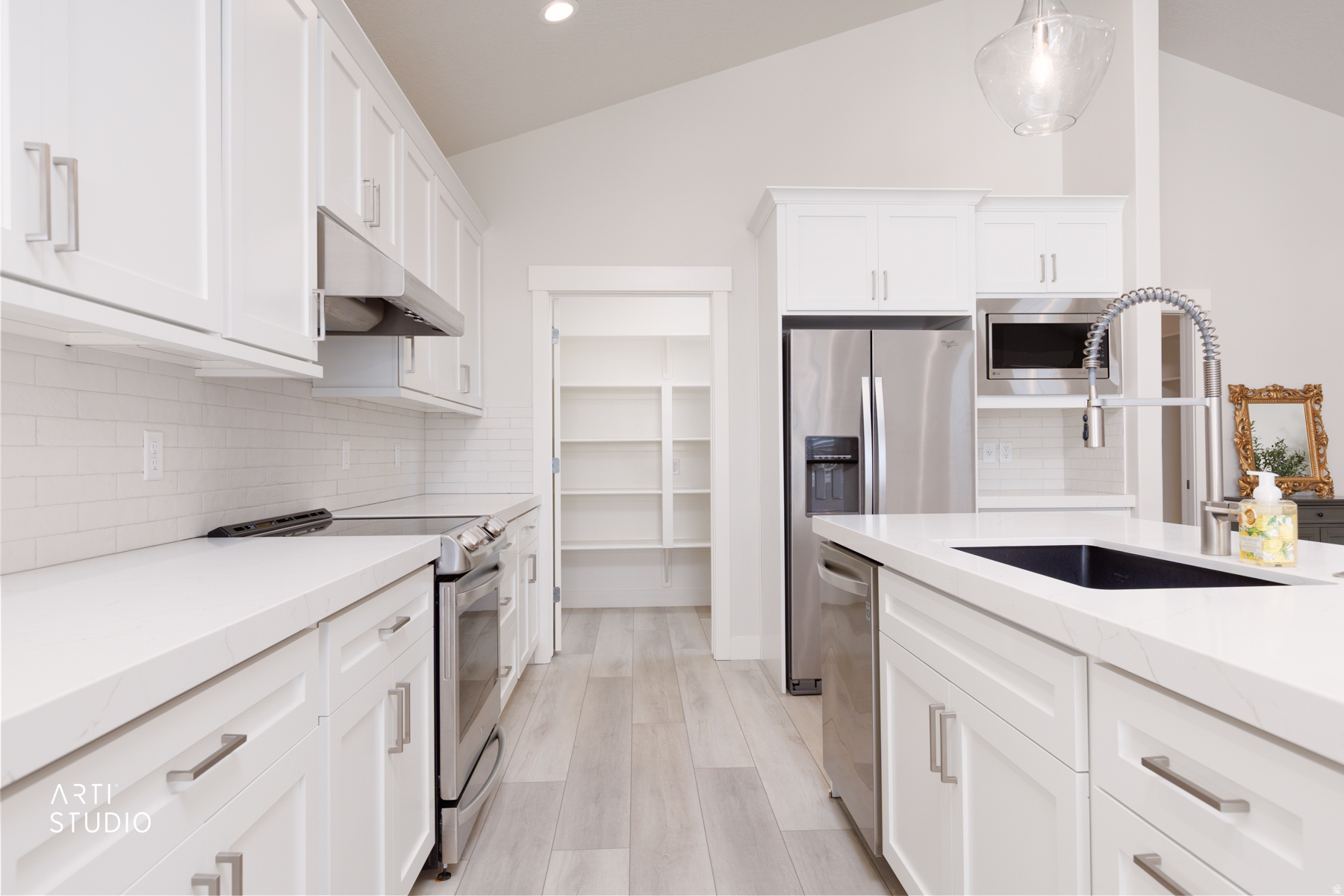 BAY VIEW PLACE - Residential