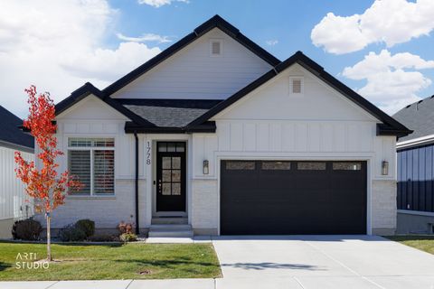 Photo of 1778 S BUCKLEY LN E, Provo, UT 84606 (MLS # 2115884)