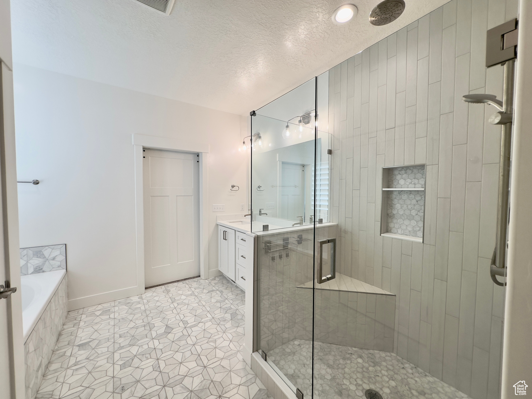 BAY VIEW PLACE - Residential