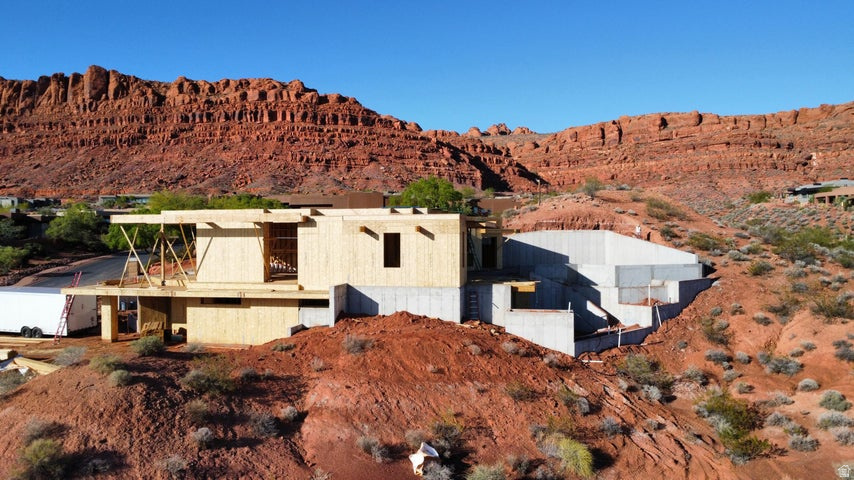 KACHINA CLIFFS AT ENTRADA - Residential