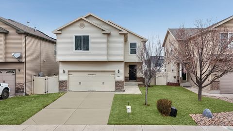 Photo of 2161 JORDAY WAY E, Eagle Mountain, UT 84005 (MLS # 2128426)