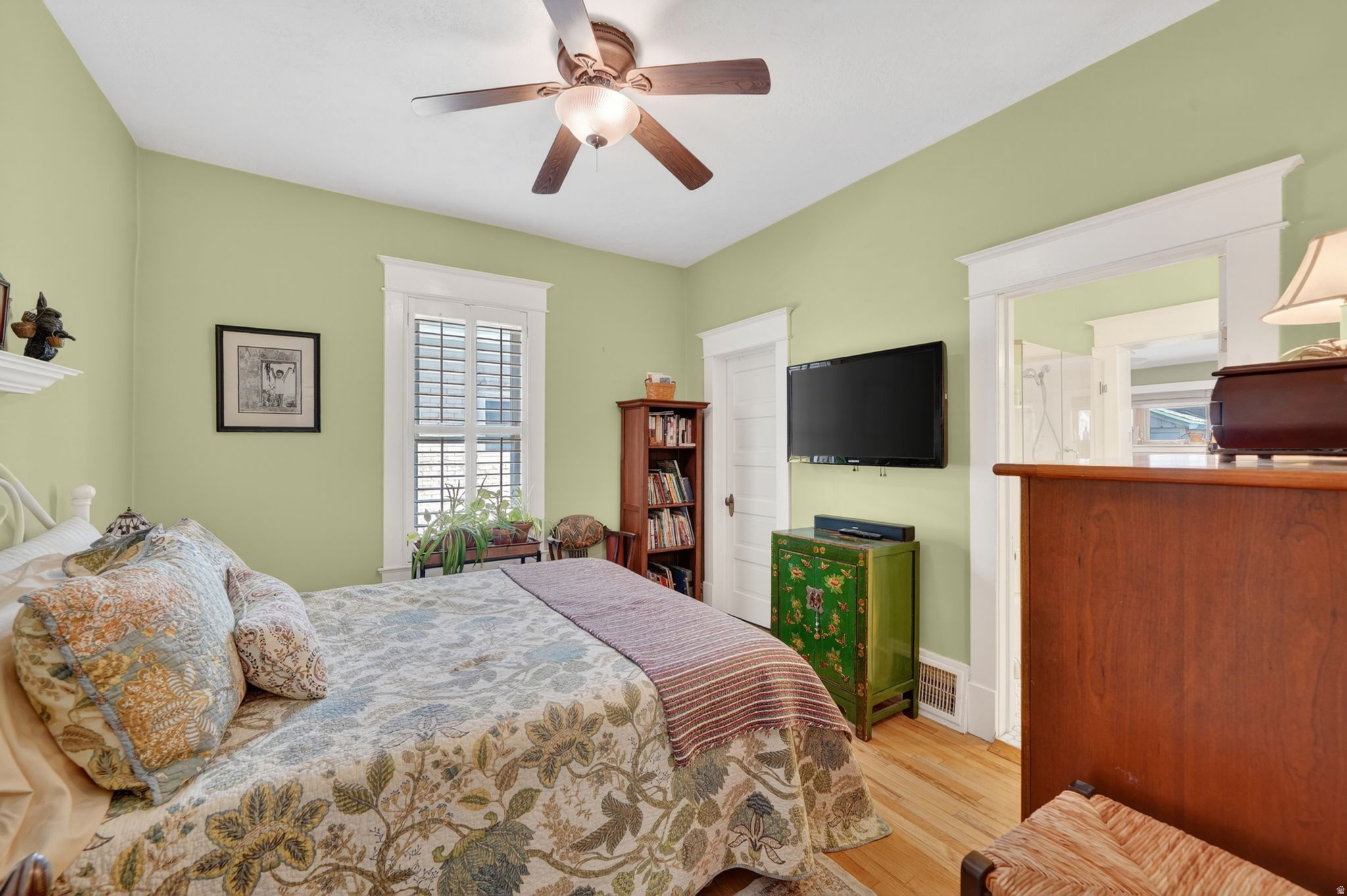 VIOLET ADD - Residential