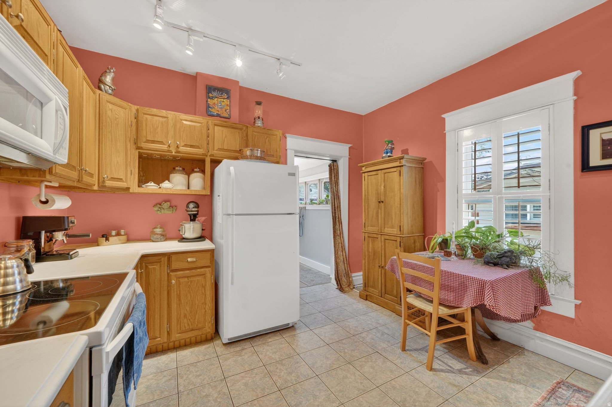 VIOLET ADD - Residential