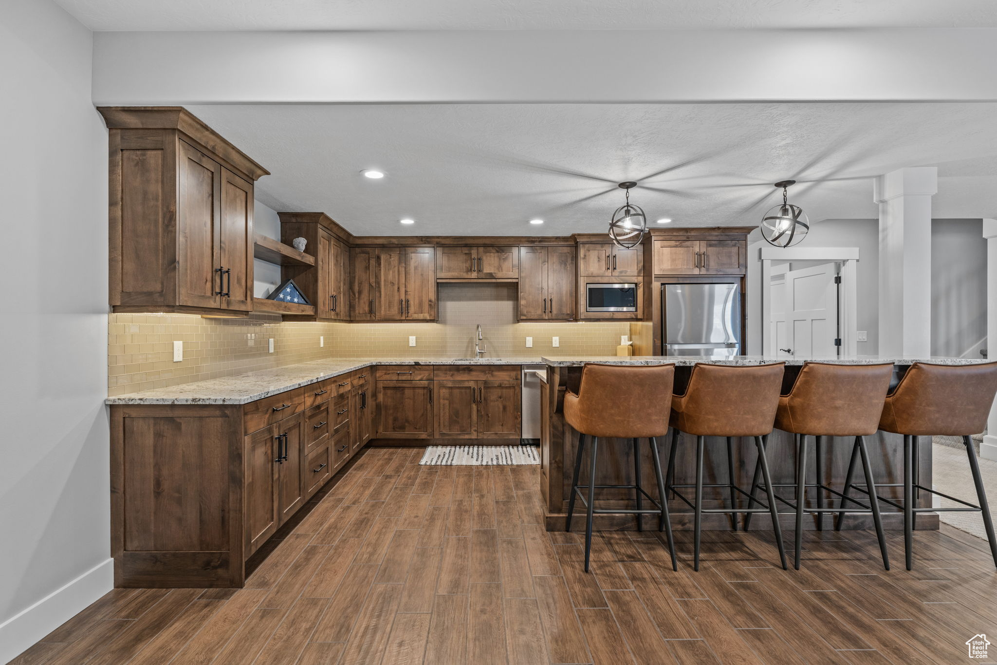 LOOKOUT RIDGE - Residential