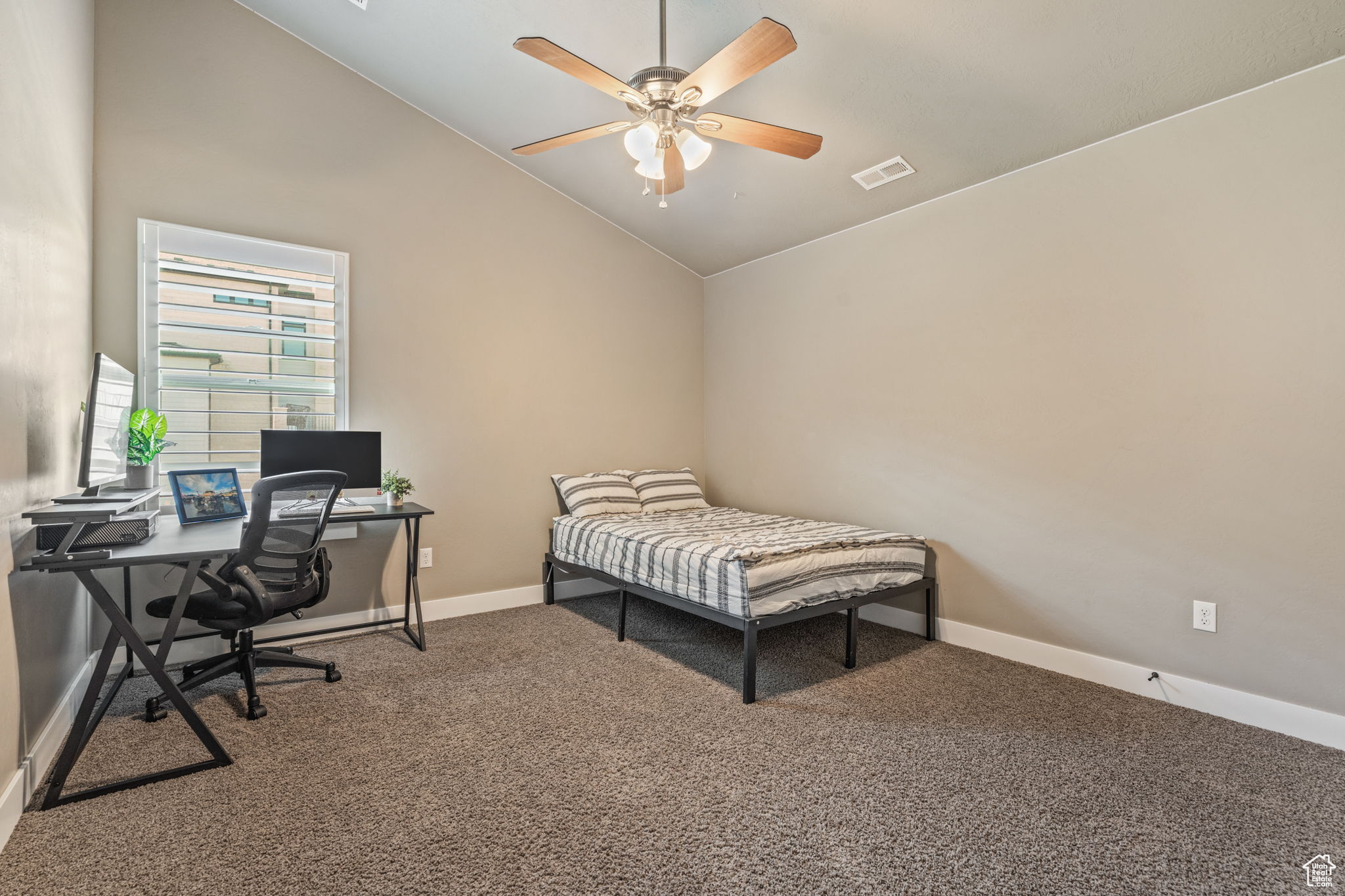 LOOKOUT RIDGE - Residential