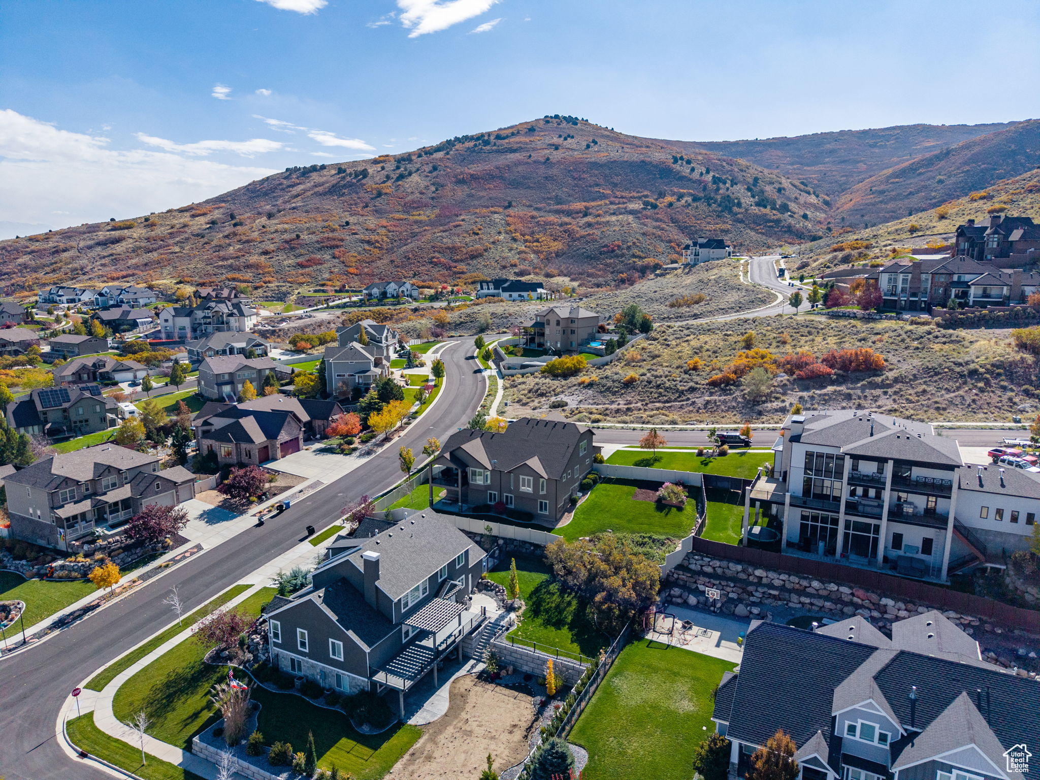 LOOKOUT RIDGE - Residential