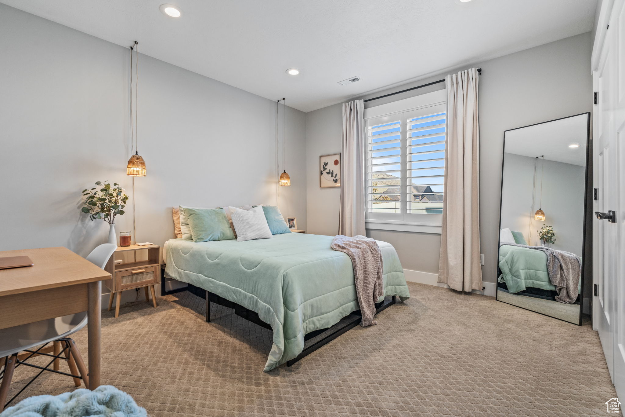 LOOKOUT RIDGE - Residential