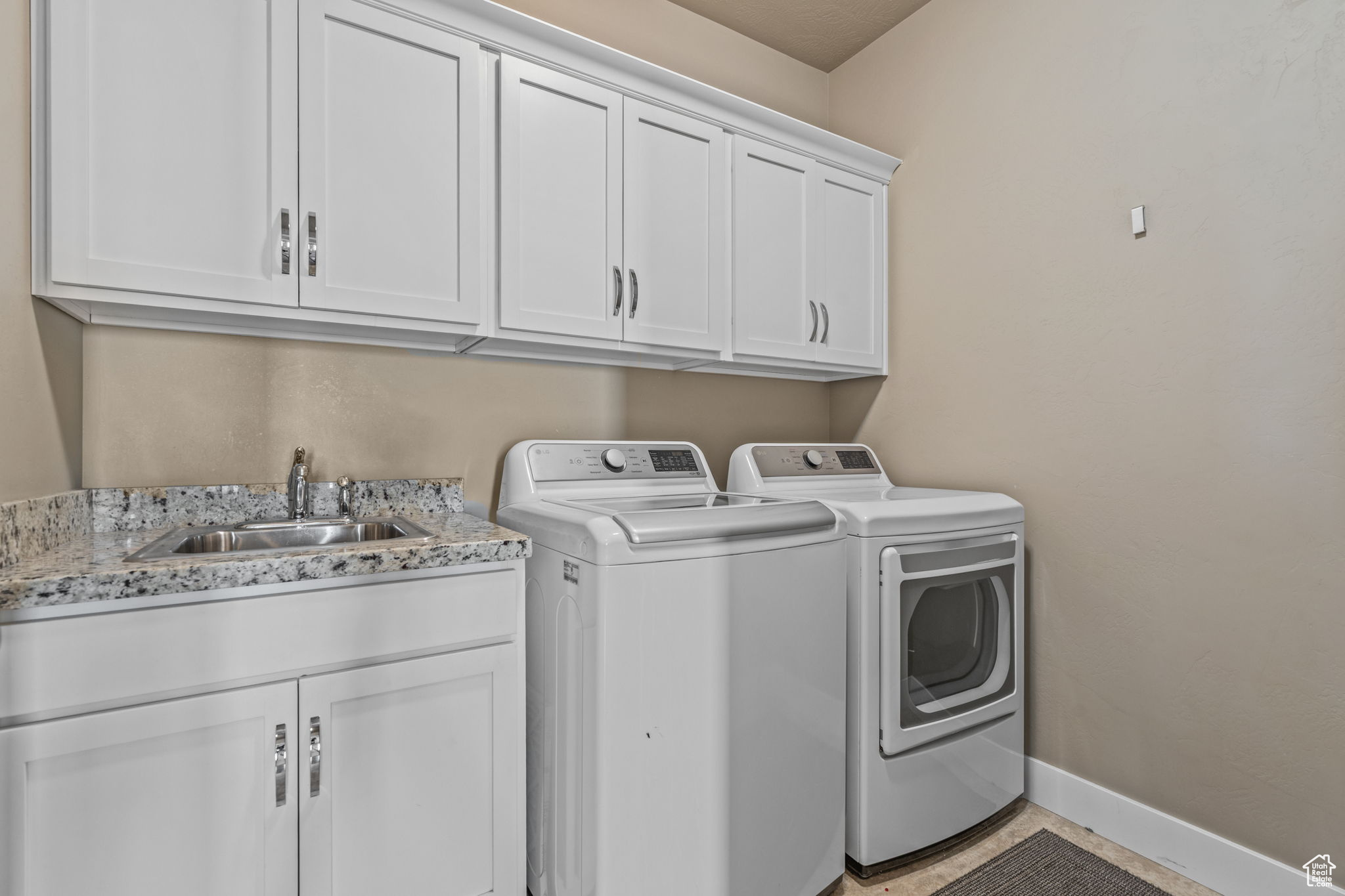 LOOKOUT RIDGE - Residential