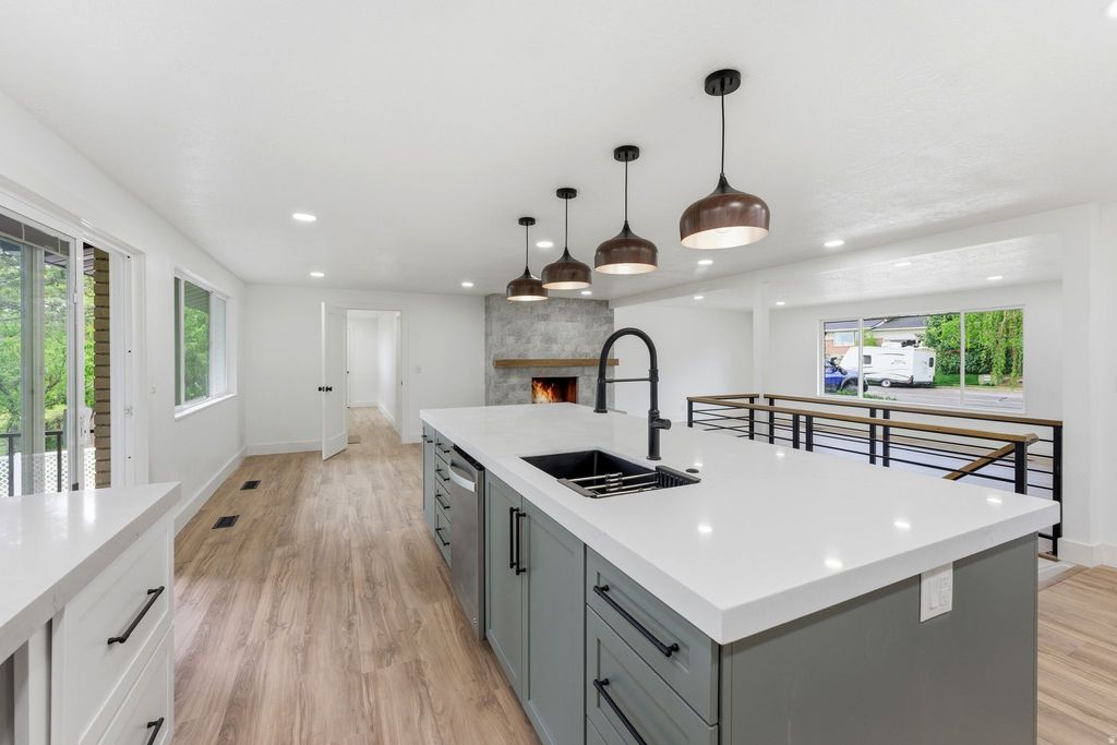 Photo of 871 N BONITA WAY E #19, Centerville, UT 84014 (MLS # 2156265)