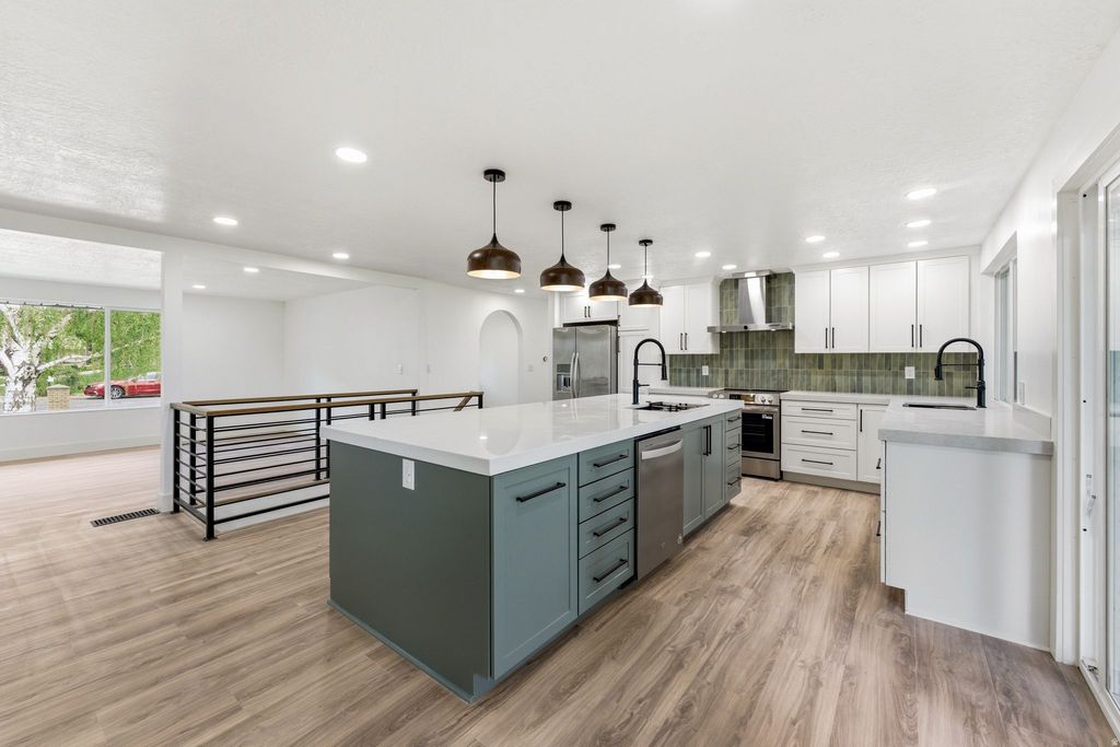 Photo of 871 N BONITA WAY E #19, Centerville, UT 84014 (MLS # 2156265)