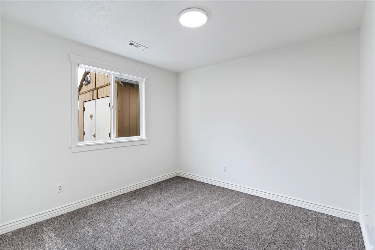 MOUNTAIN RIDGE - Residential