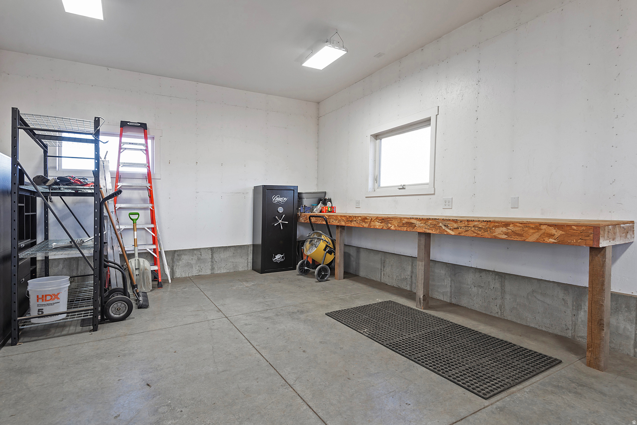 SILVER CREEK ESTATES - Residential