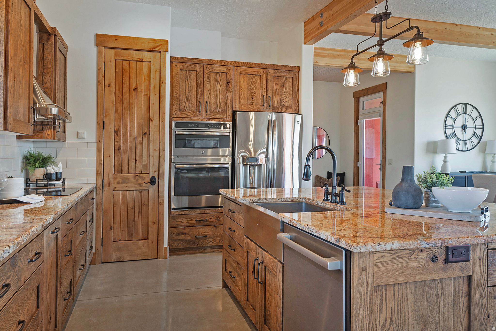 SILVER CREEK ESTATES - Residential