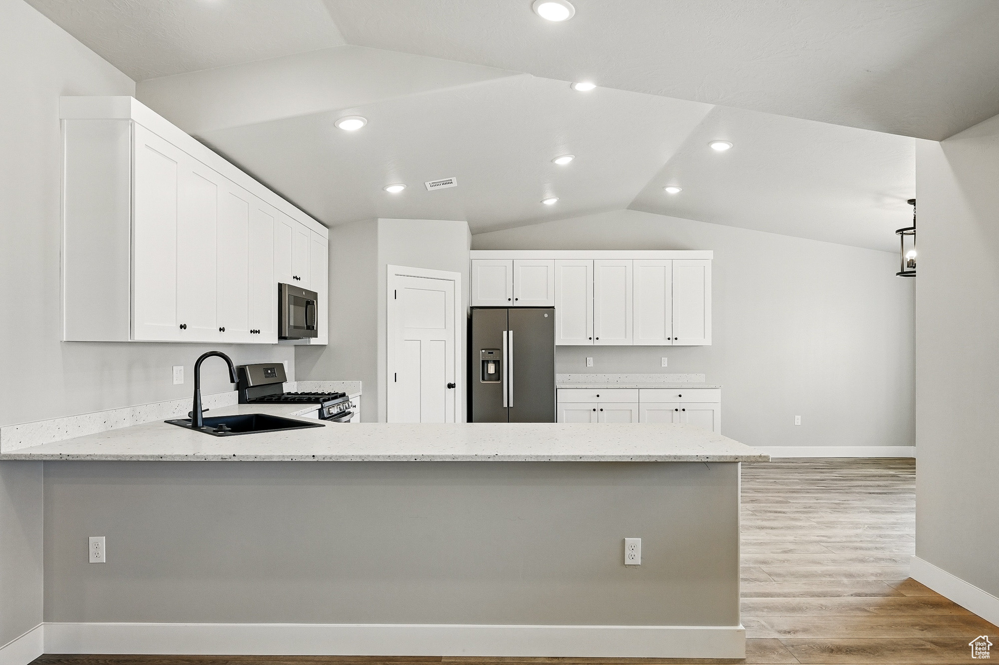 888 E Winchester Dr, Enoch, Utah image 12