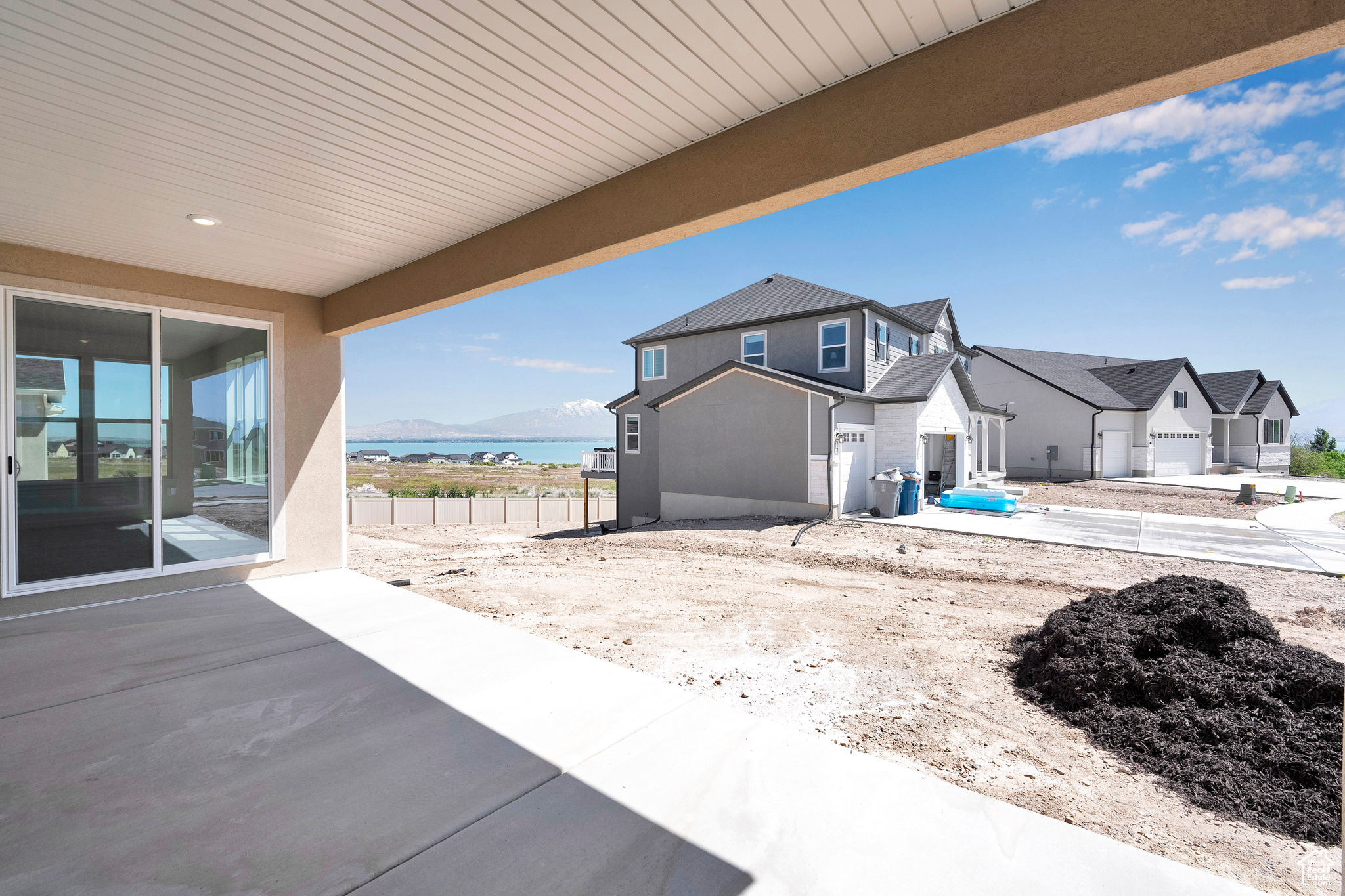 HERON HILLS - Residential