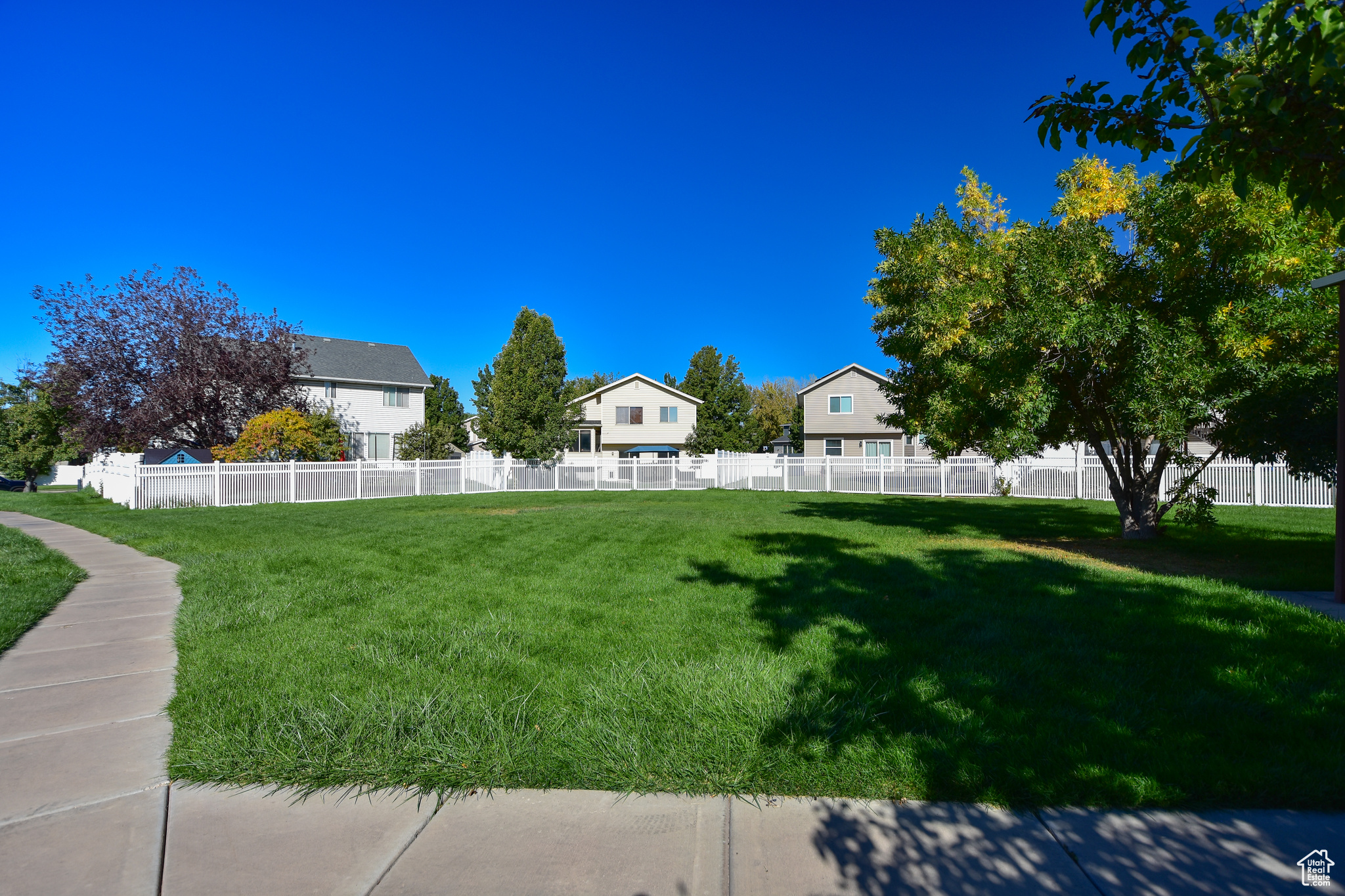 CARALYN PARK ESTATES - Residential