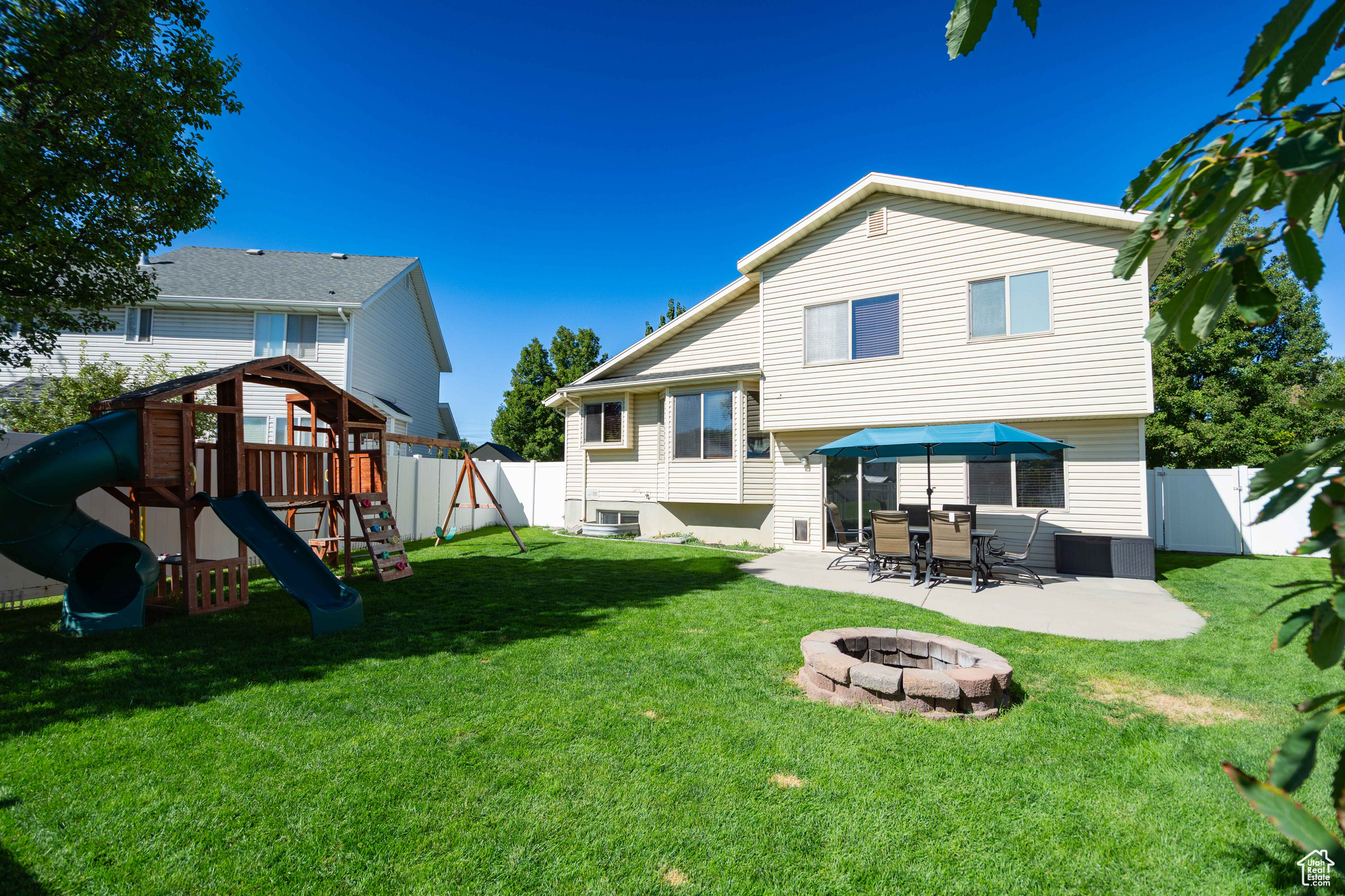 CARALYN PARK ESTATES - Residential