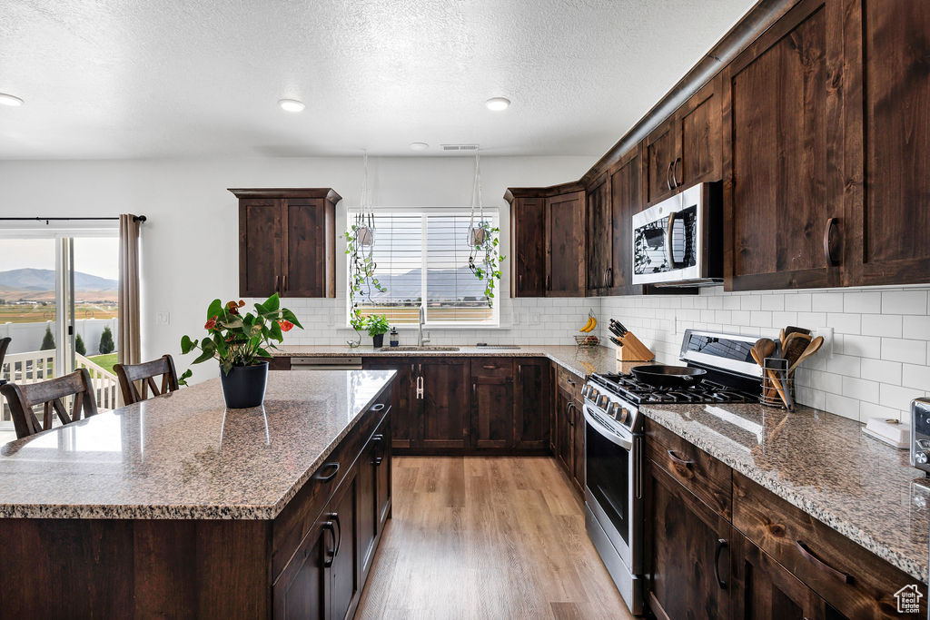 ELK MOUNTAIN - Residential