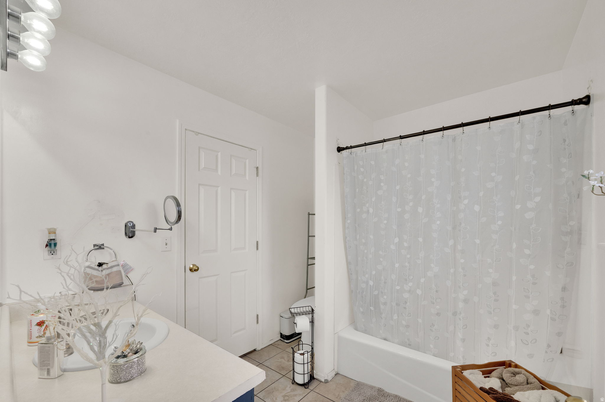 JENNY ACRES - Residential