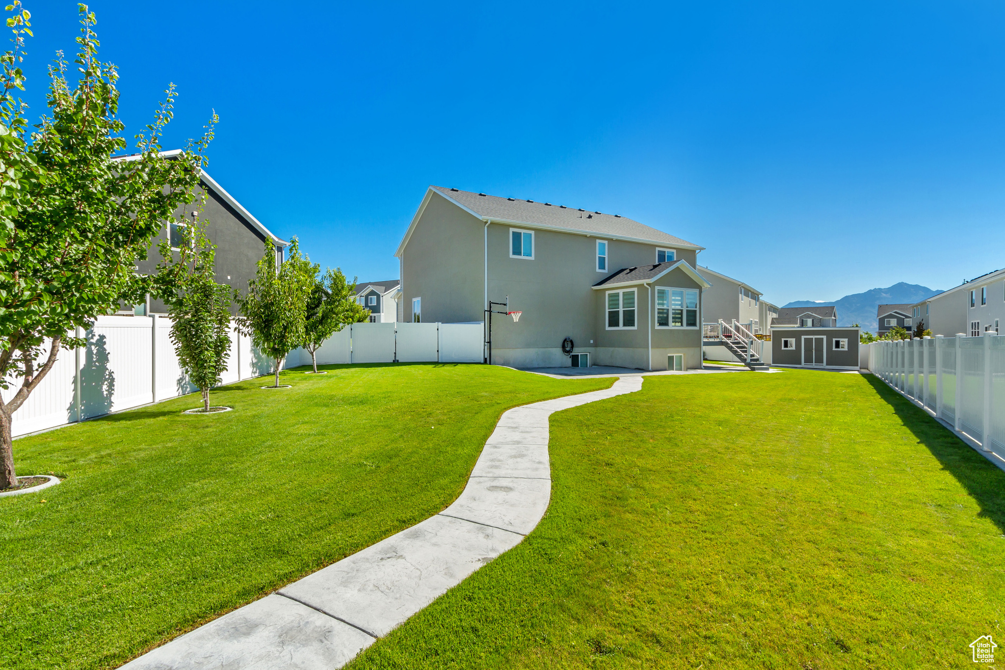 4689 W Lace Wood Dr, West Jordan, Utah image 38