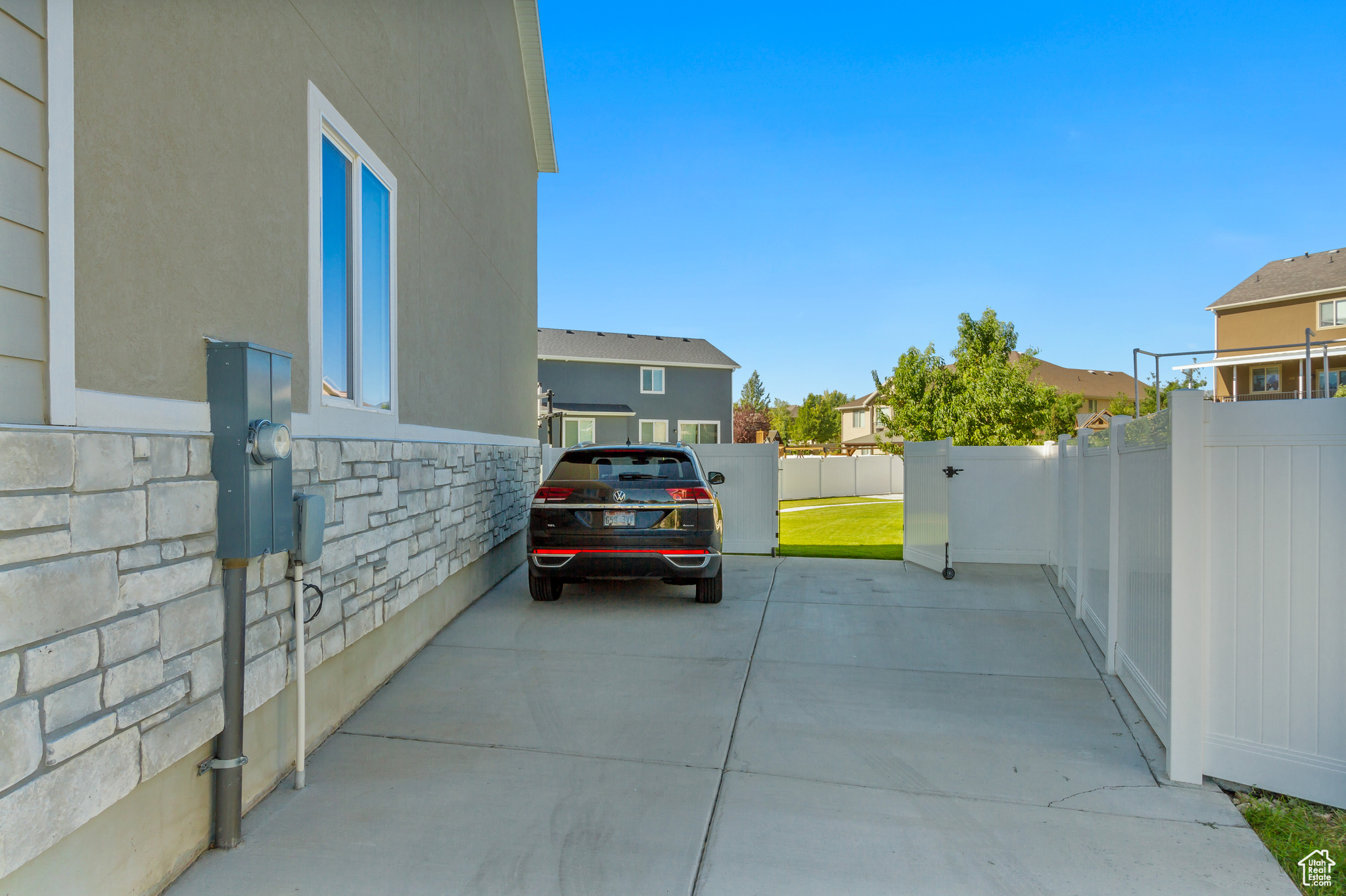 4689 W Lace Wood Dr, West Jordan, Utah image 46